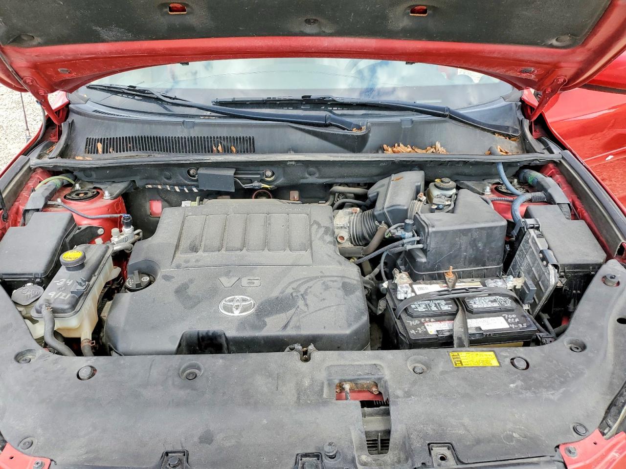 2008 Toyota Rav4 Limited Red vin: JTMBK31V586047354