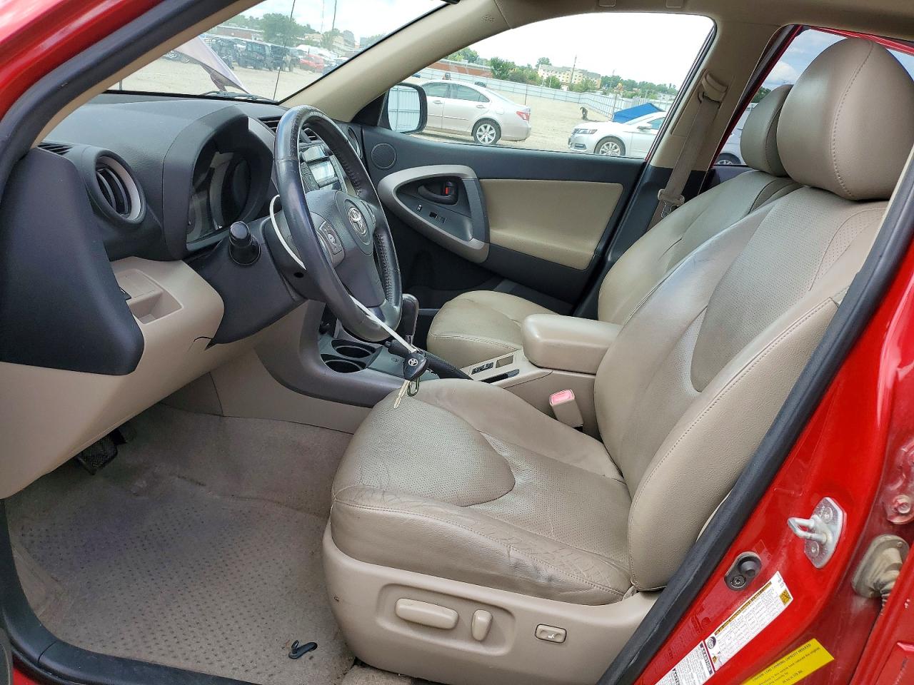2008 Toyota Rav4 Limited Red vin: JTMBK31V586047354