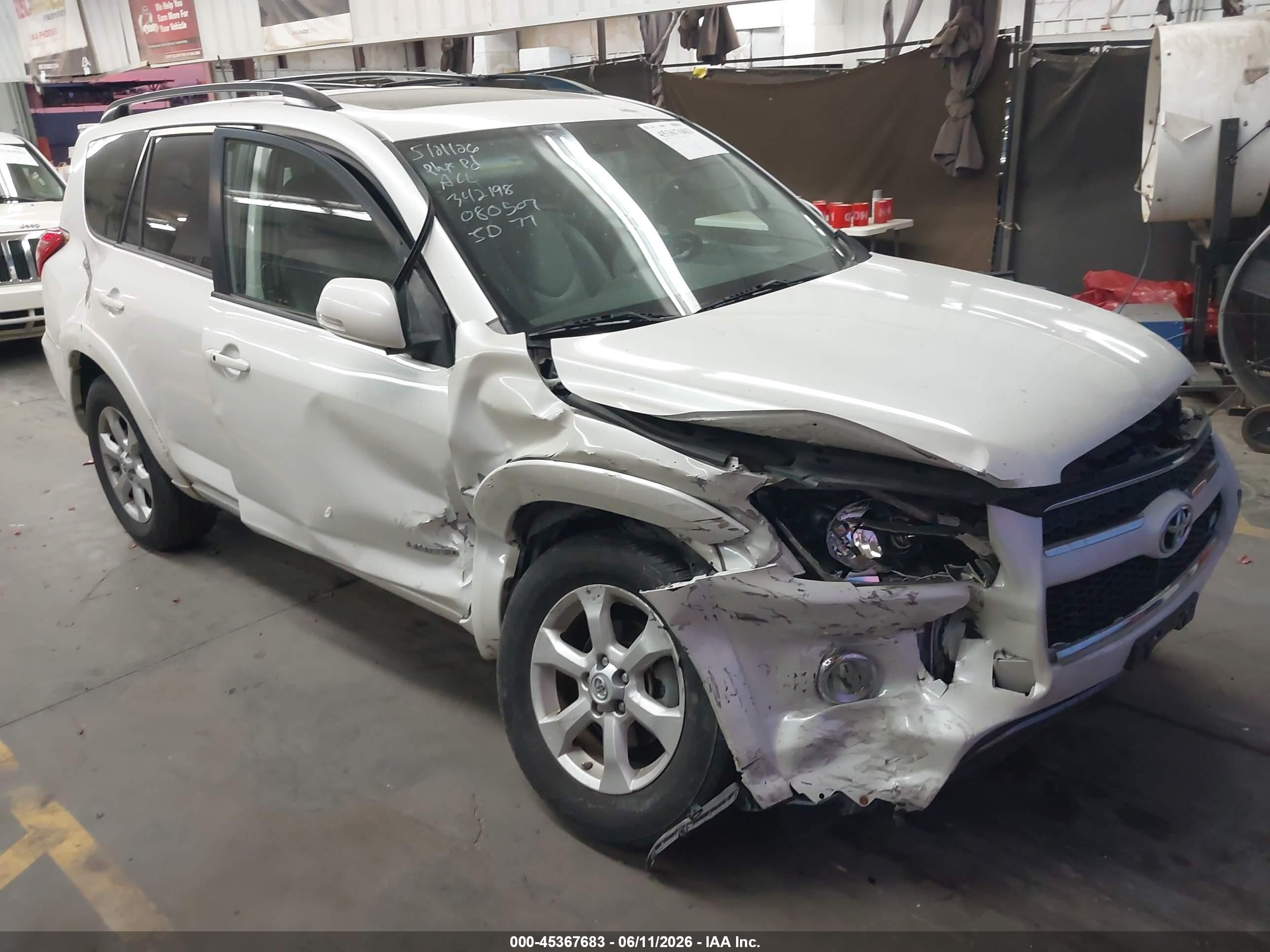 2009 Toyota Rav4 Limited V6 White vin: JTMBK31V595080507