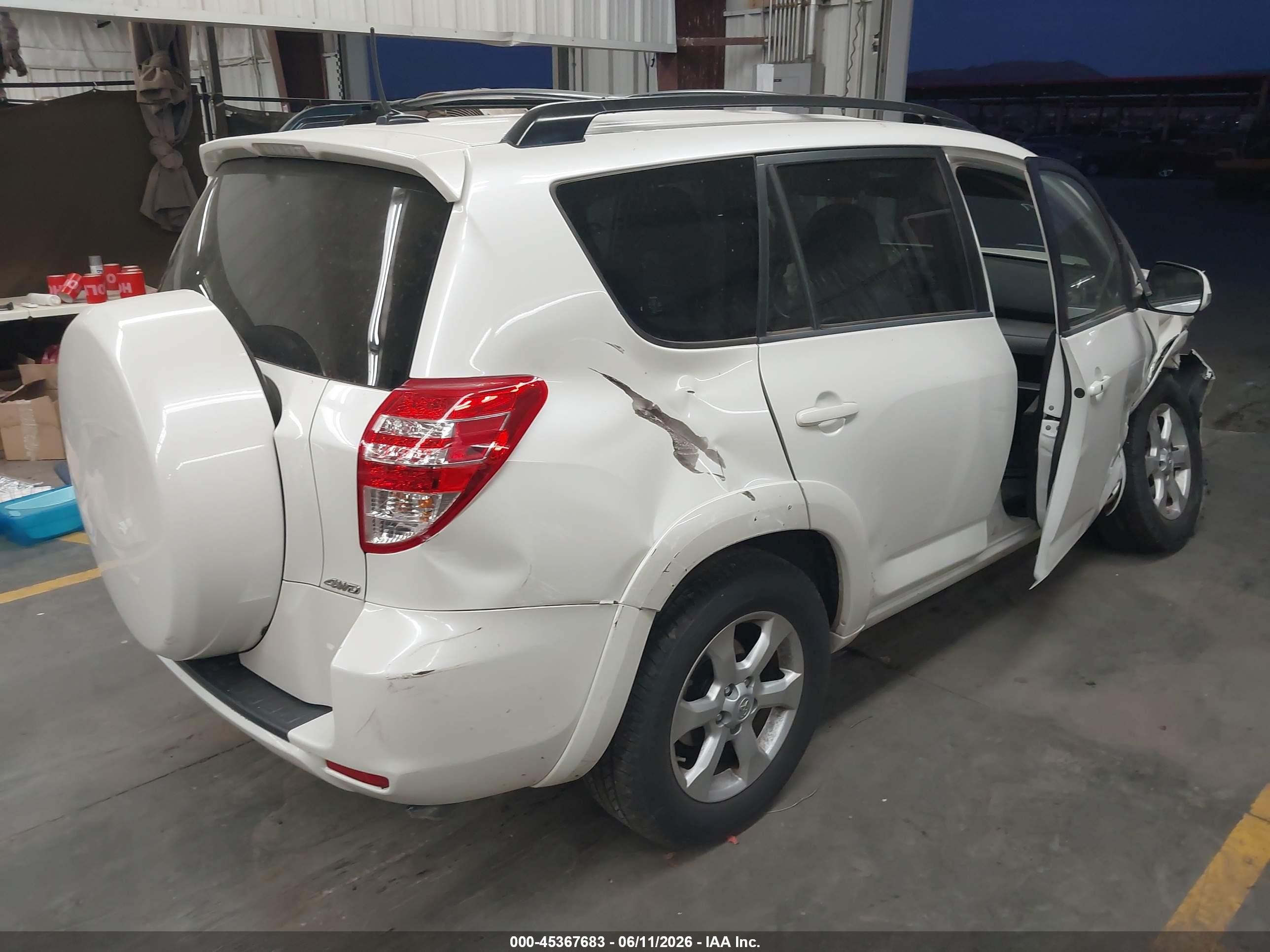 2009 Toyota Rav4 Limited V6 White vin: JTMBK31V595080507