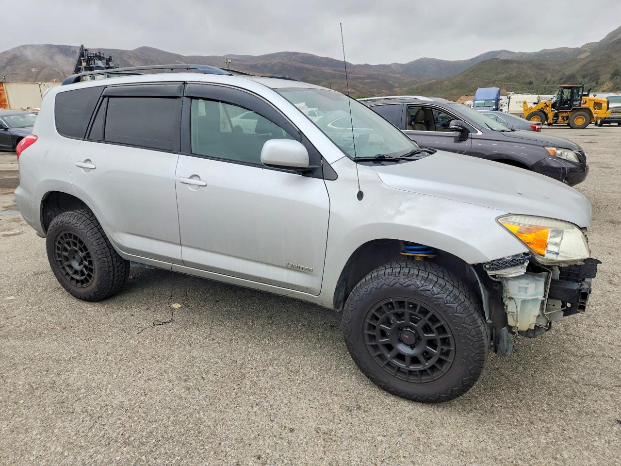 2006 Toyota Rav4 Limited Silver vin: JTMBK31V666003554