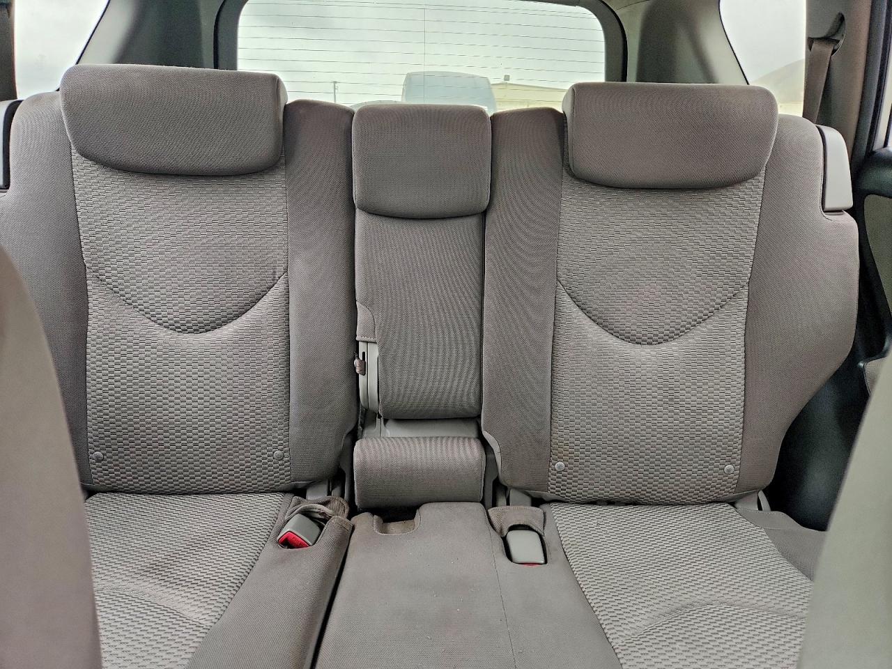 2006 Toyota Rav4 Limited Silver vin: JTMBK31V666003554