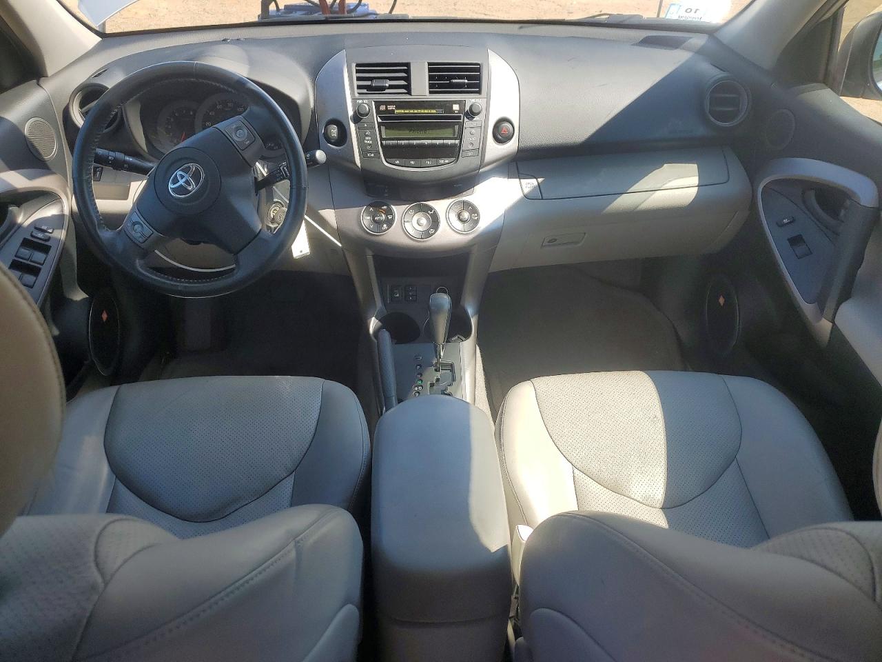 2007 Toyota Rav4 Limited Серебряный vin: JTMBK31V675024203