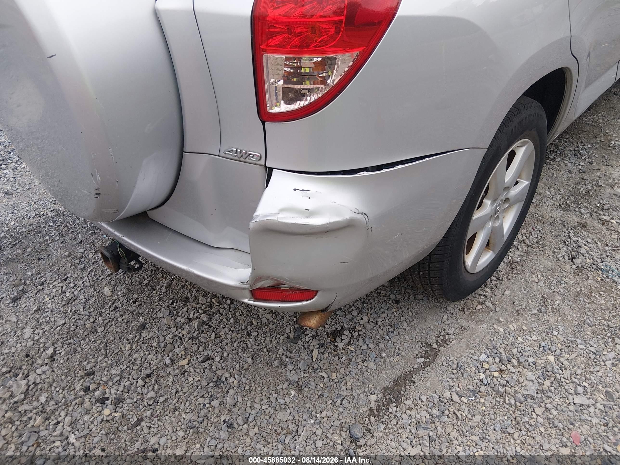 2008 Toyota Rav4 Ltd Silver vin: JTMBK31V685049927