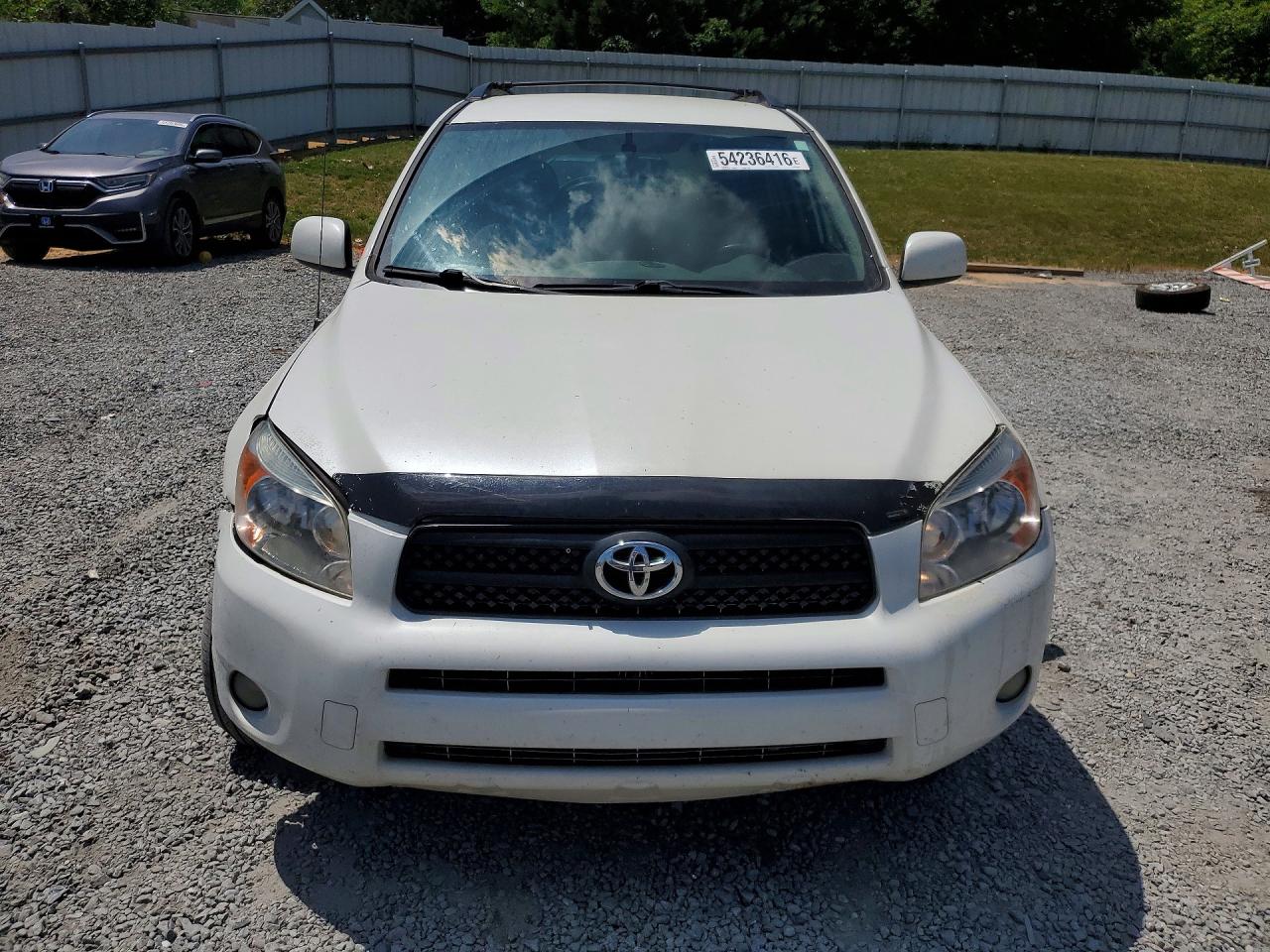 2006 Toyota Rav4 Limited White vin: JTMBK31V765004637