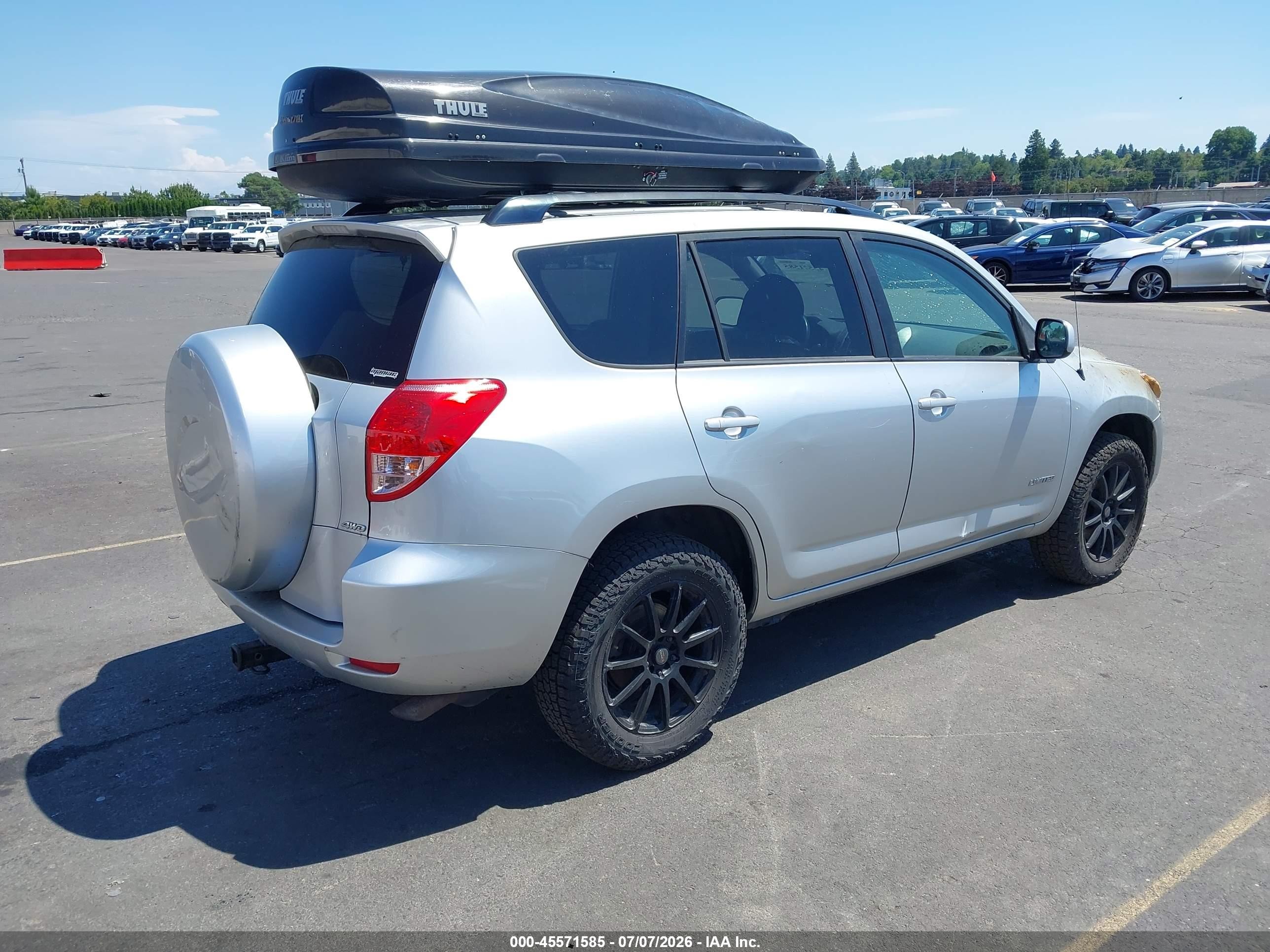 2007 Toyota Rav4 Limited Серебряный vin: JTMBK31V775037932