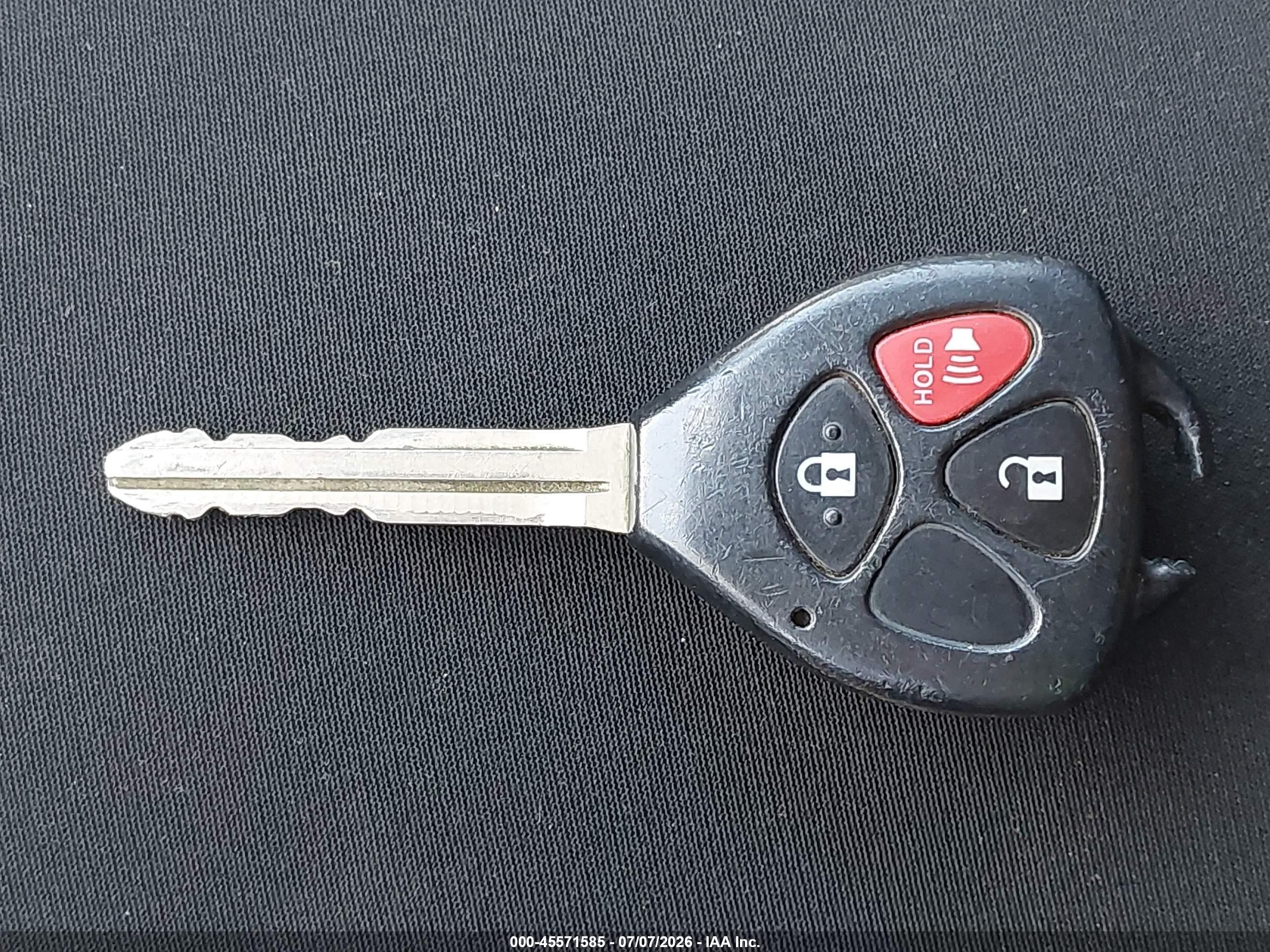 2007 Toyota Rav4 Limited Серебряный vin: JTMBK31V775037932