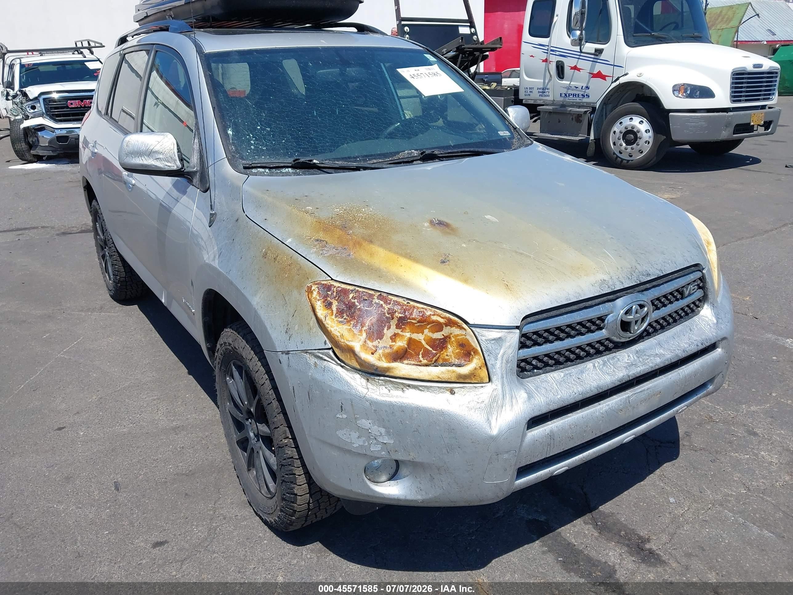 2007 Toyota Rav4 Limited Серебряный vin: JTMBK31V775037932