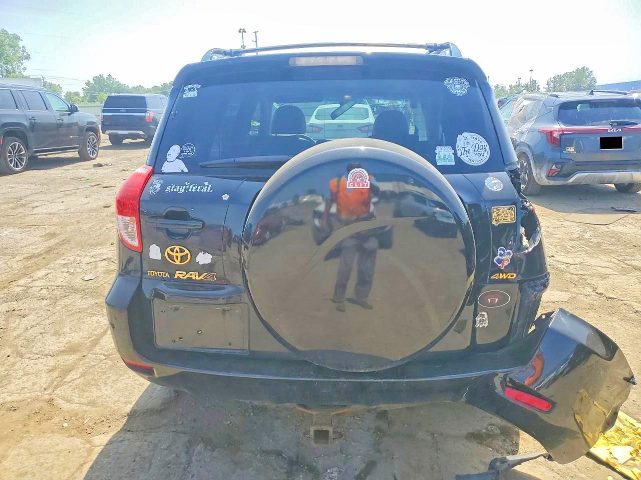 2007 Toyota Rav 4 Black vin: JTMBK31V776026472