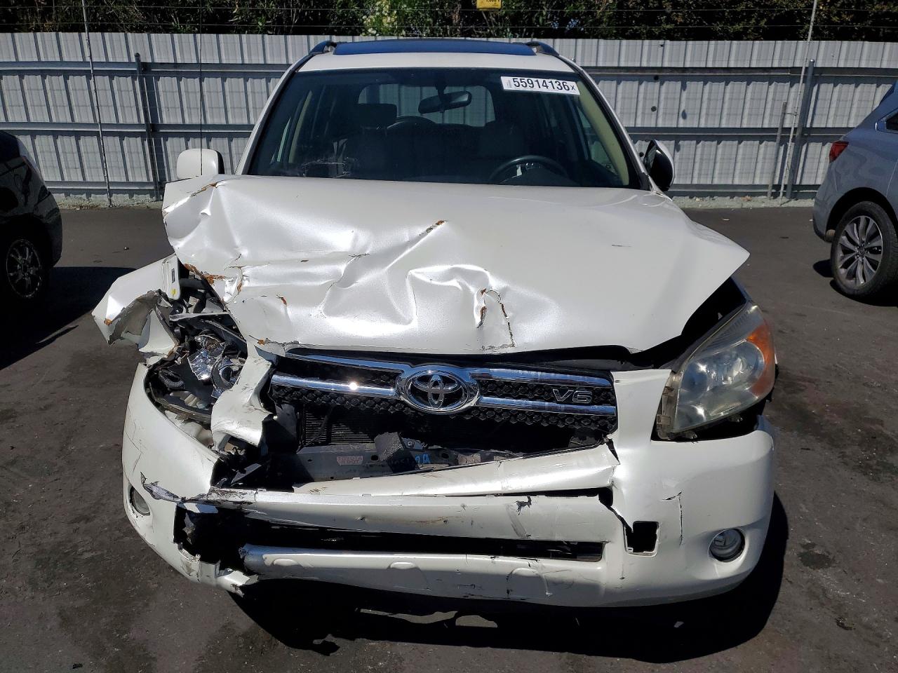 2008 Toyota Rav4 Limited White vin: JTMBK31V785057518