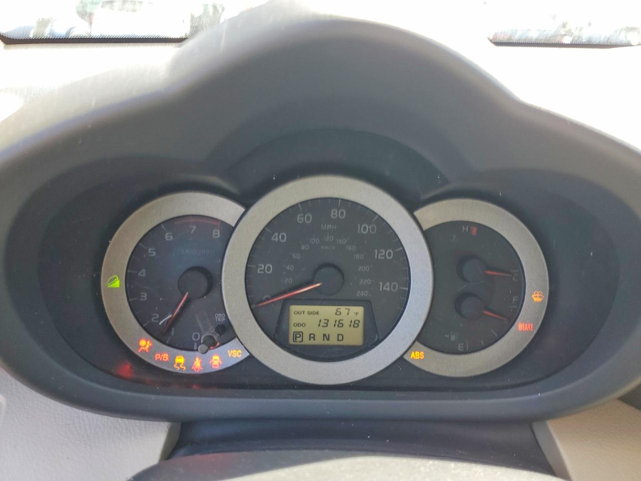 2008 Toyota Rav4 Limited White vin: JTMBK31V785057518