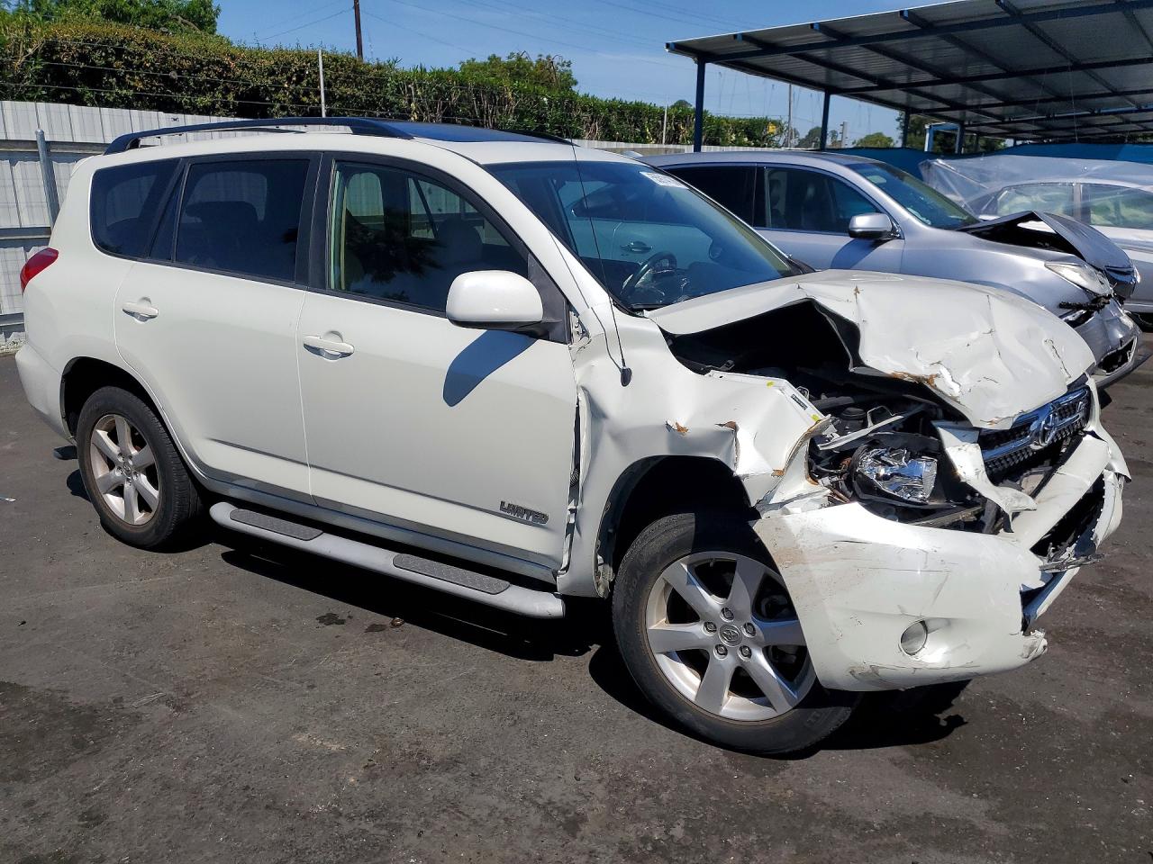 2008 Toyota Rav4 Limited White vin: JTMBK31V785057518