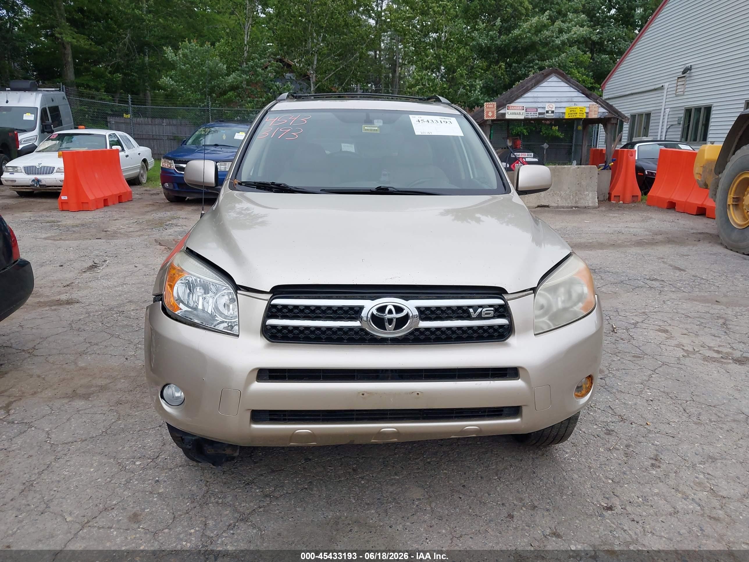 2008 Toyota Rav4 Limited V6 Gold vin: JTMBK31V786043337