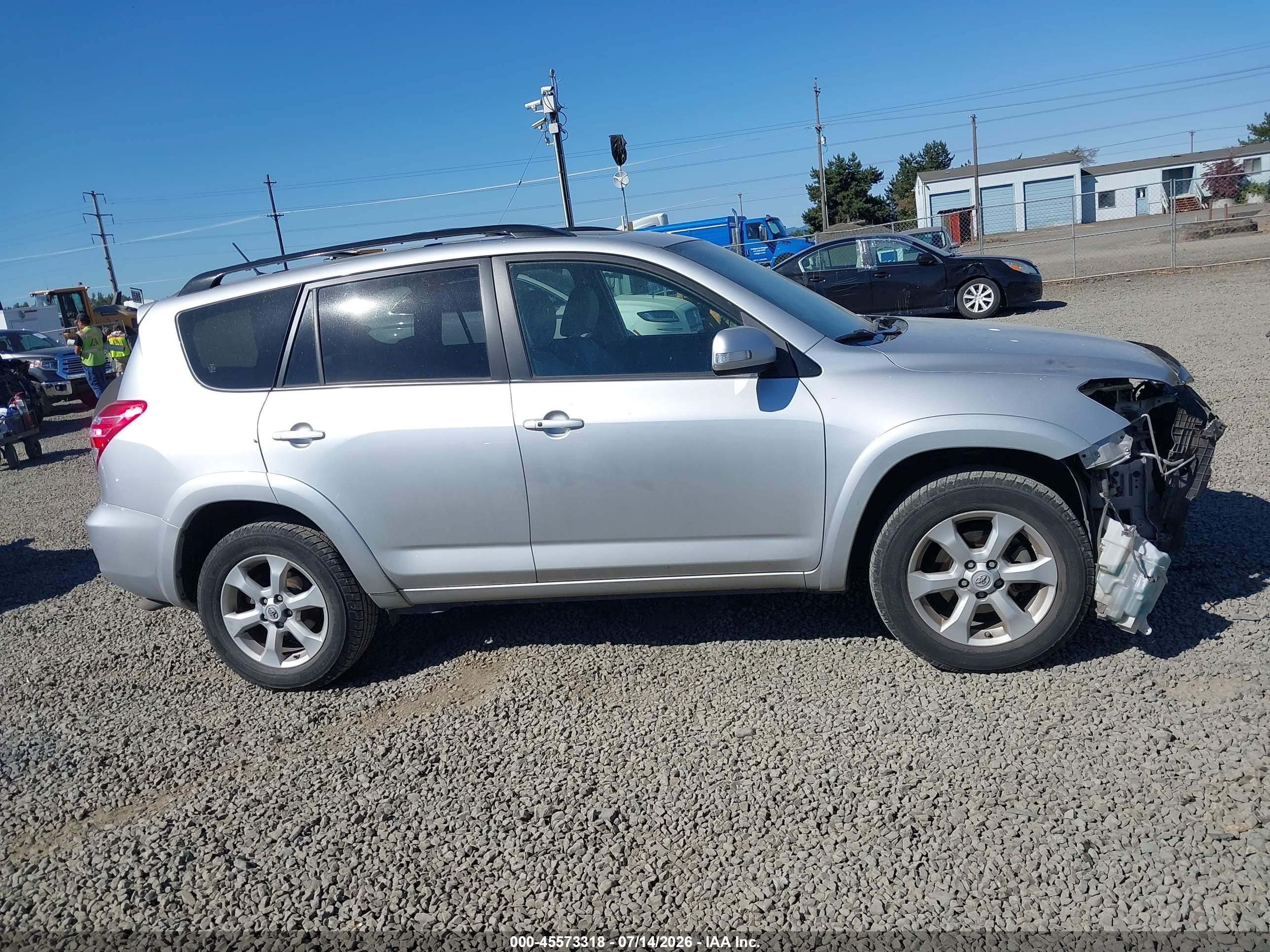2009 Toyota Rav4 Limited V6 Серебряный vin: JTMBK31V79D008486