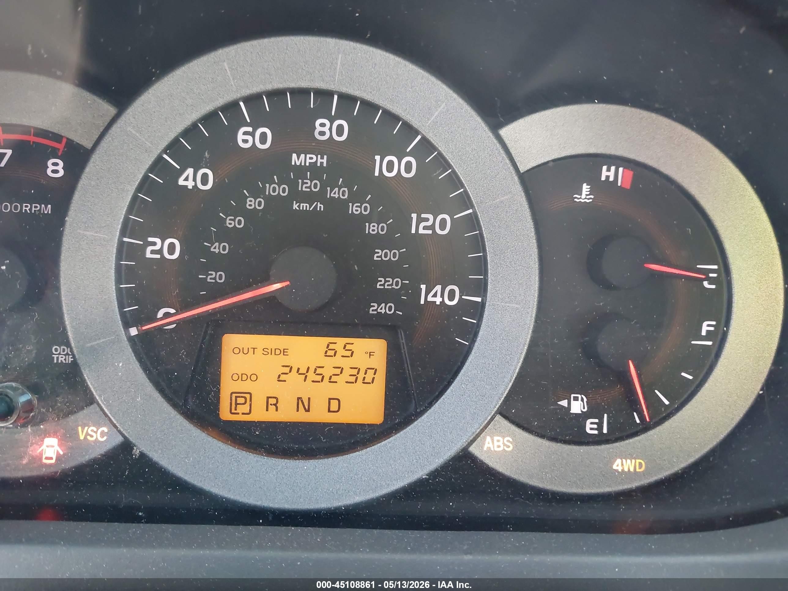 2007 Toyota Rav4 Limited V6 White vin: JTMBK31V875037406
