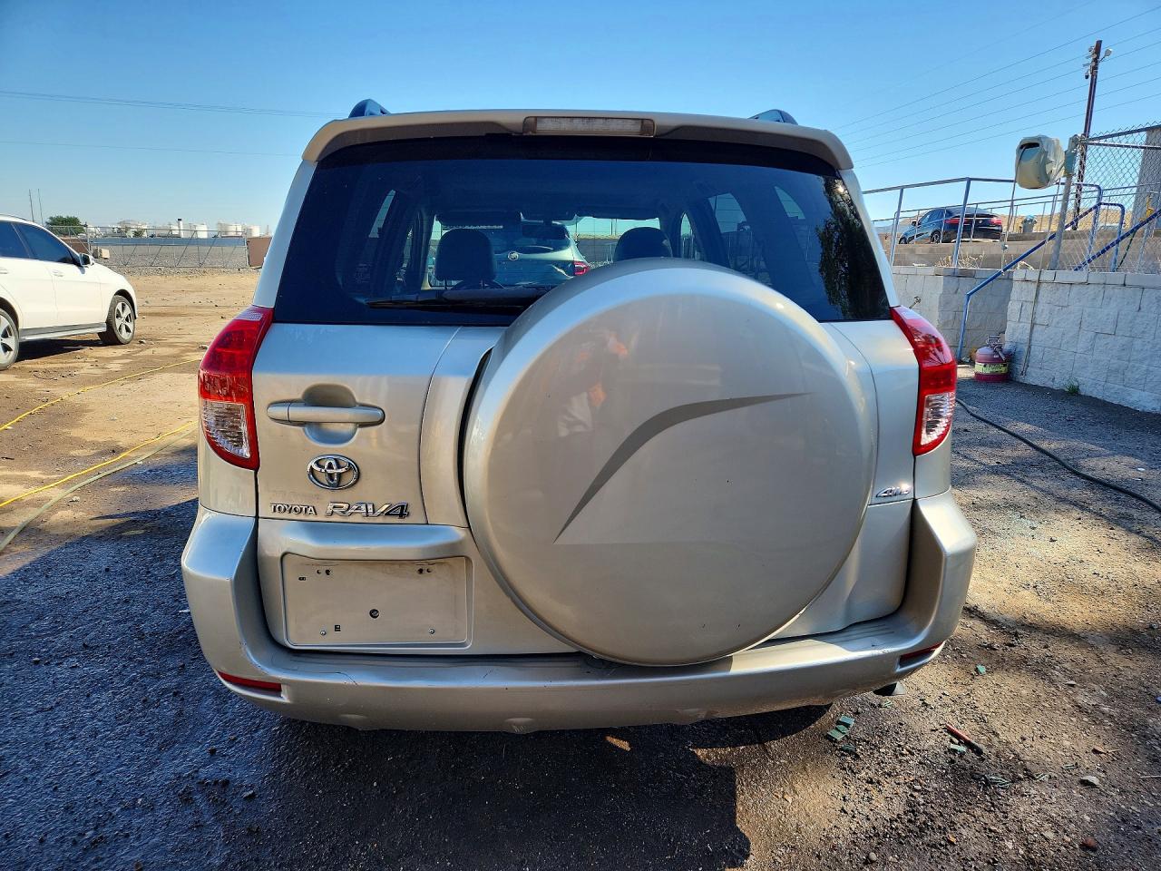 2007 Toyota Rav4 Limited Tan vin: JTMBK31V876018283