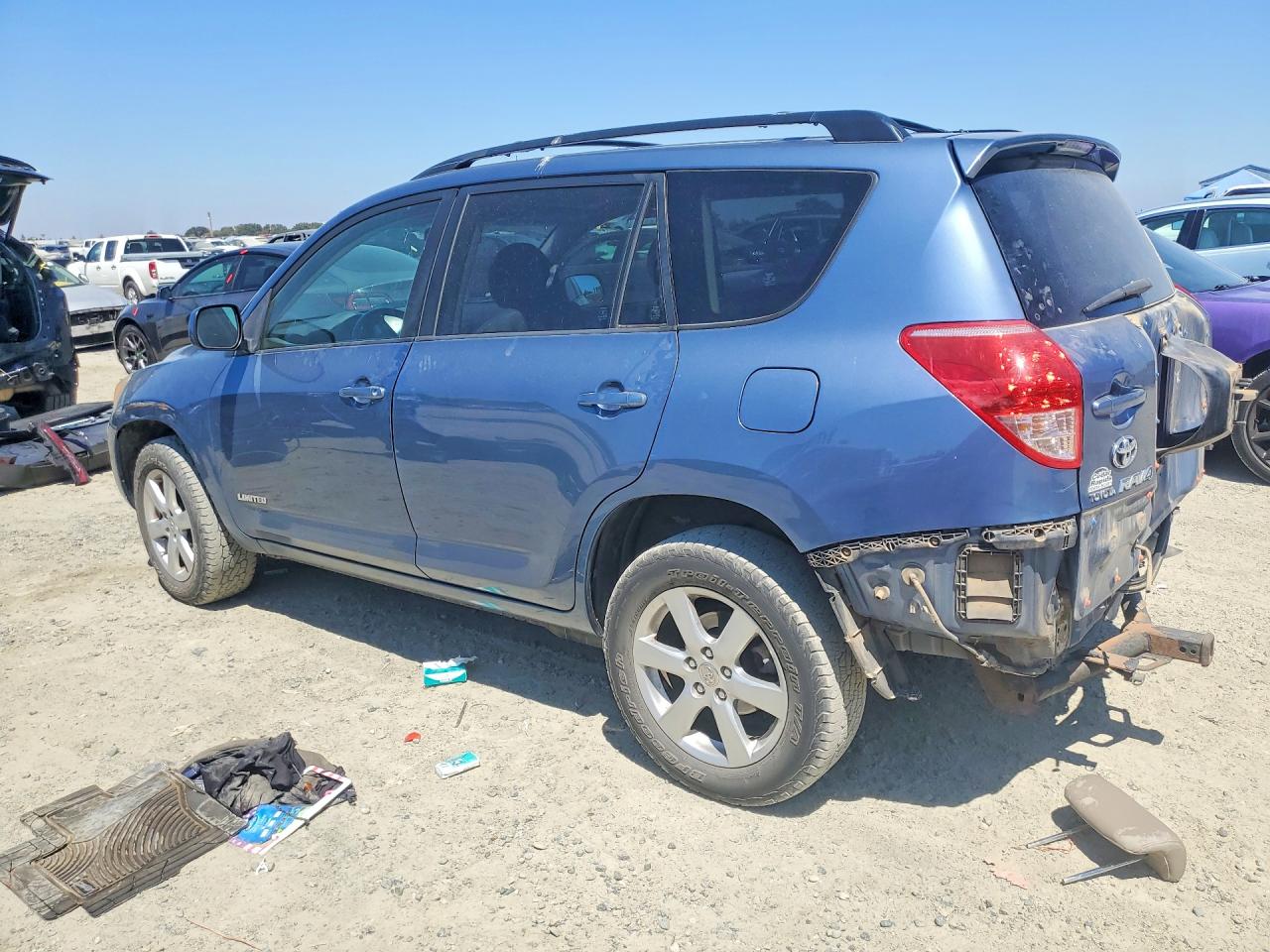2007 Toyota Rav4 Limited Blue vin: JTMBK31V876019711