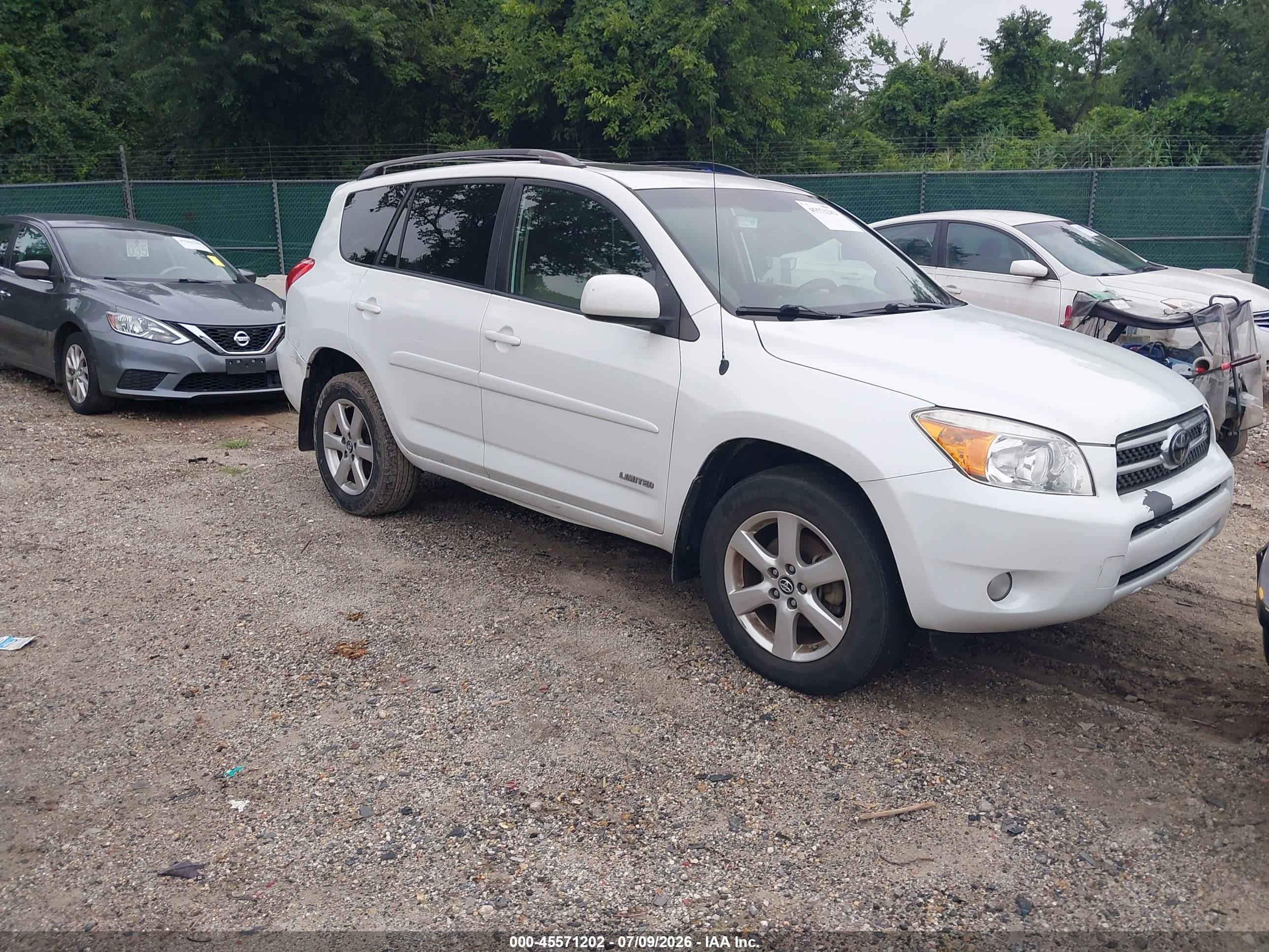 2008 Toyota Rav4 Limited V6 White vin: JTMBK31V885068933