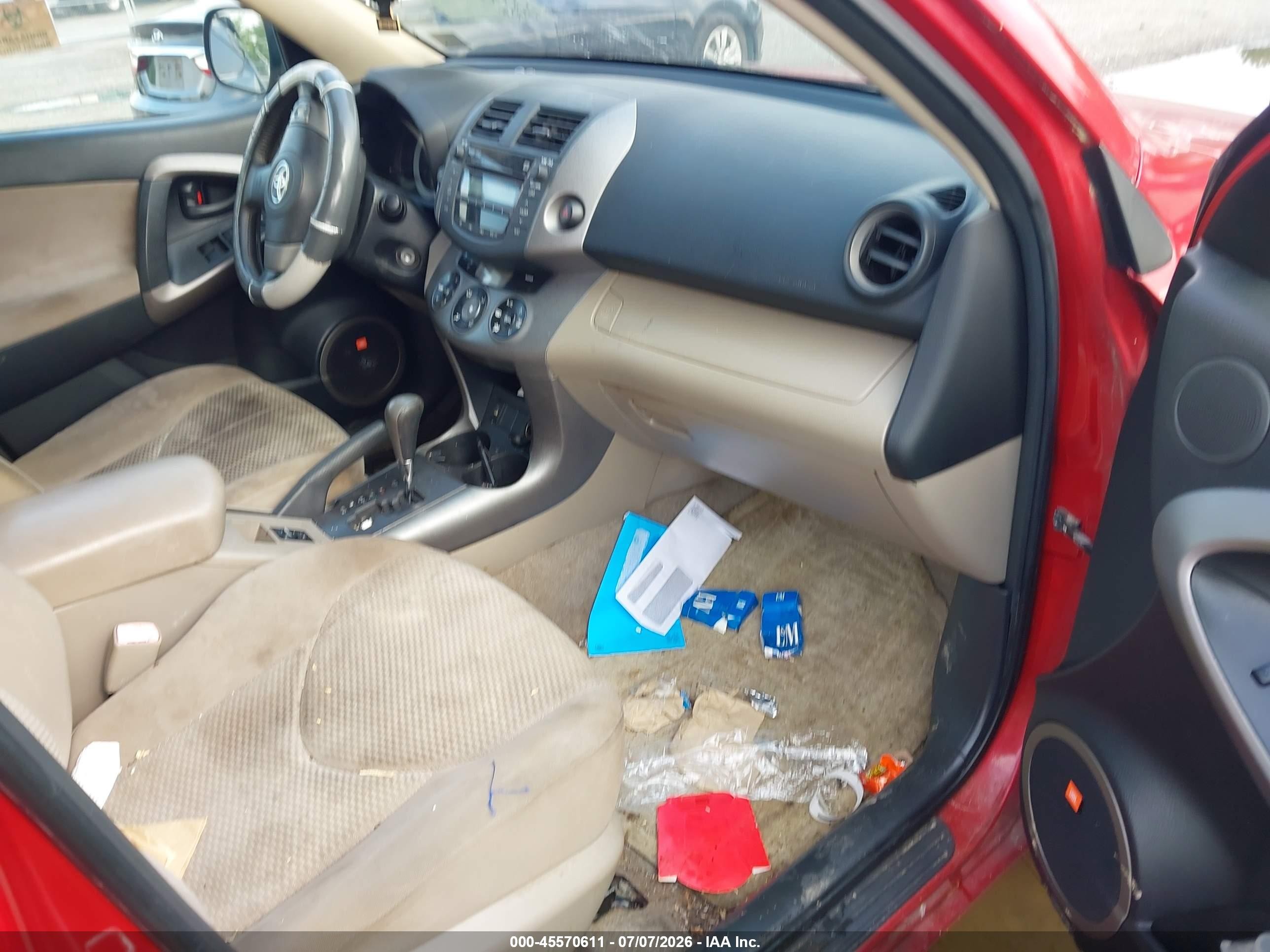 2006 Toyota Rav4 Limited V6 Red vin: JTMBK31V966008778
