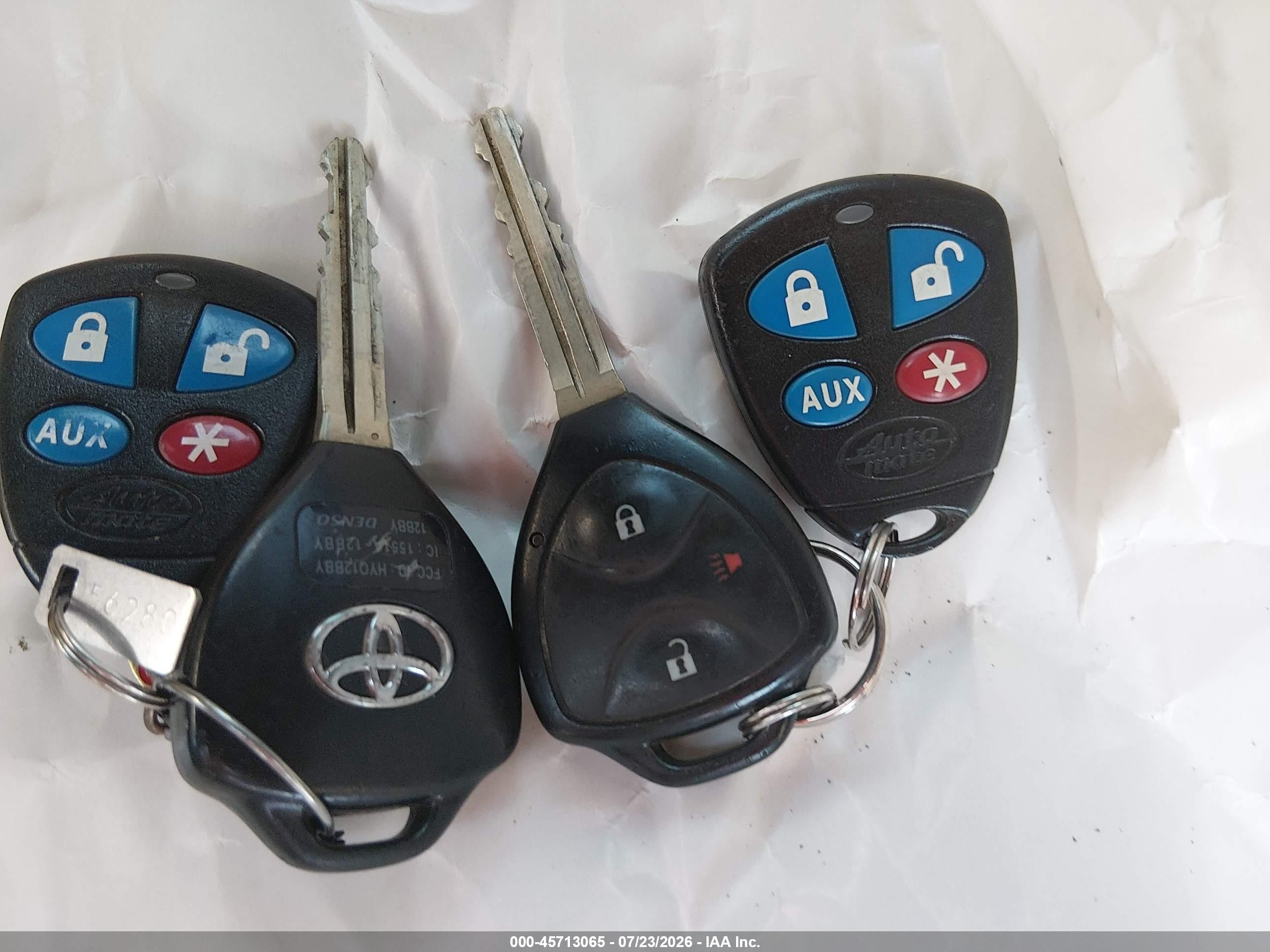 2007 Toyota Rav4 Limited Blue vin: JTMBK31V975021747