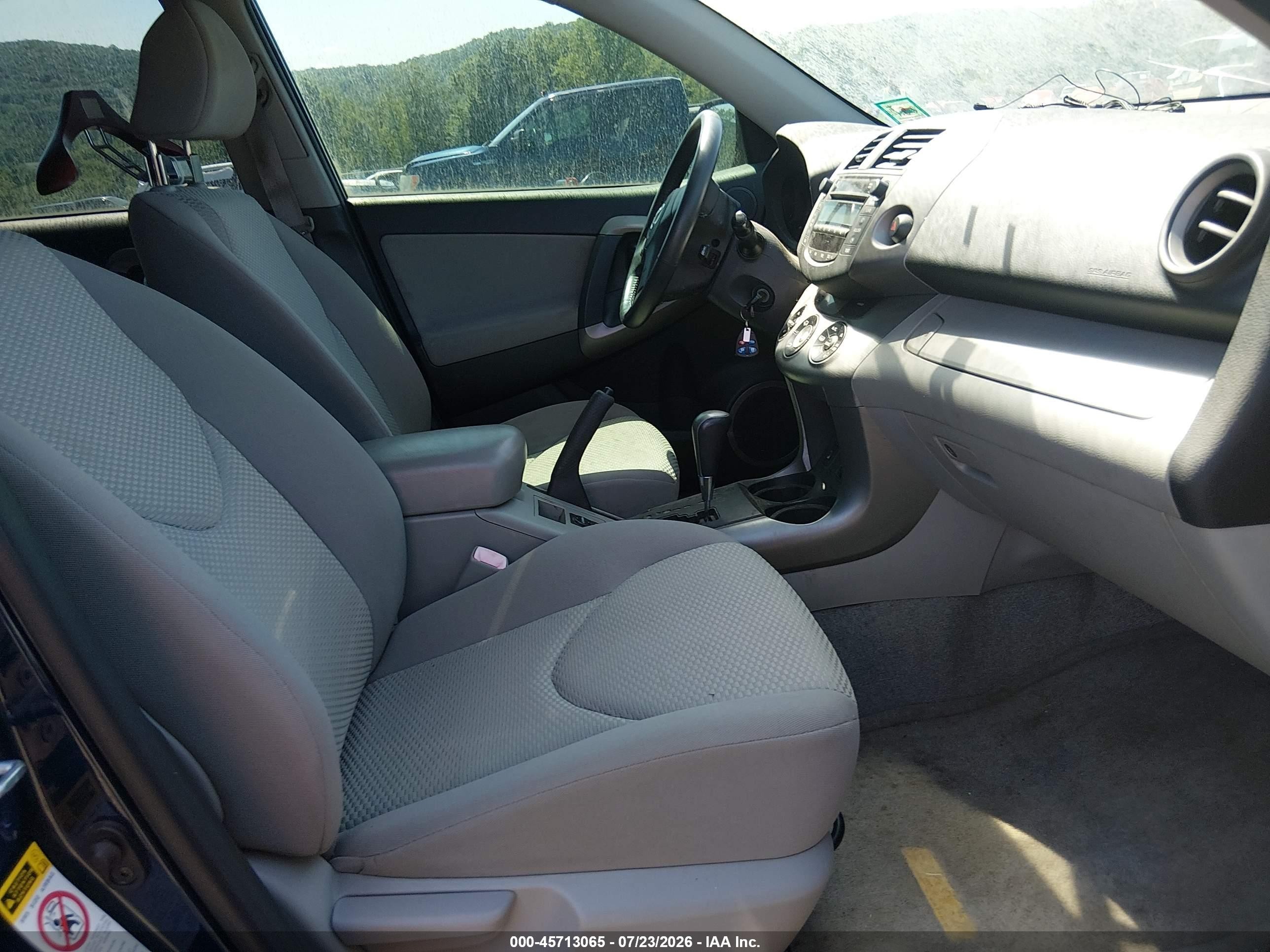 2007 Toyota Rav4 Limited Blue vin: JTMBK31V975021747