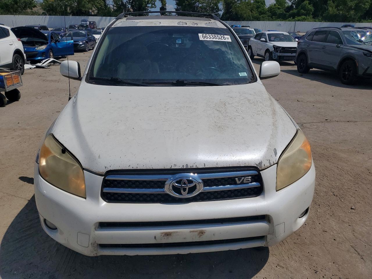 2008 Toyota Rav4 Limited White vin: JTMBK31V985054930