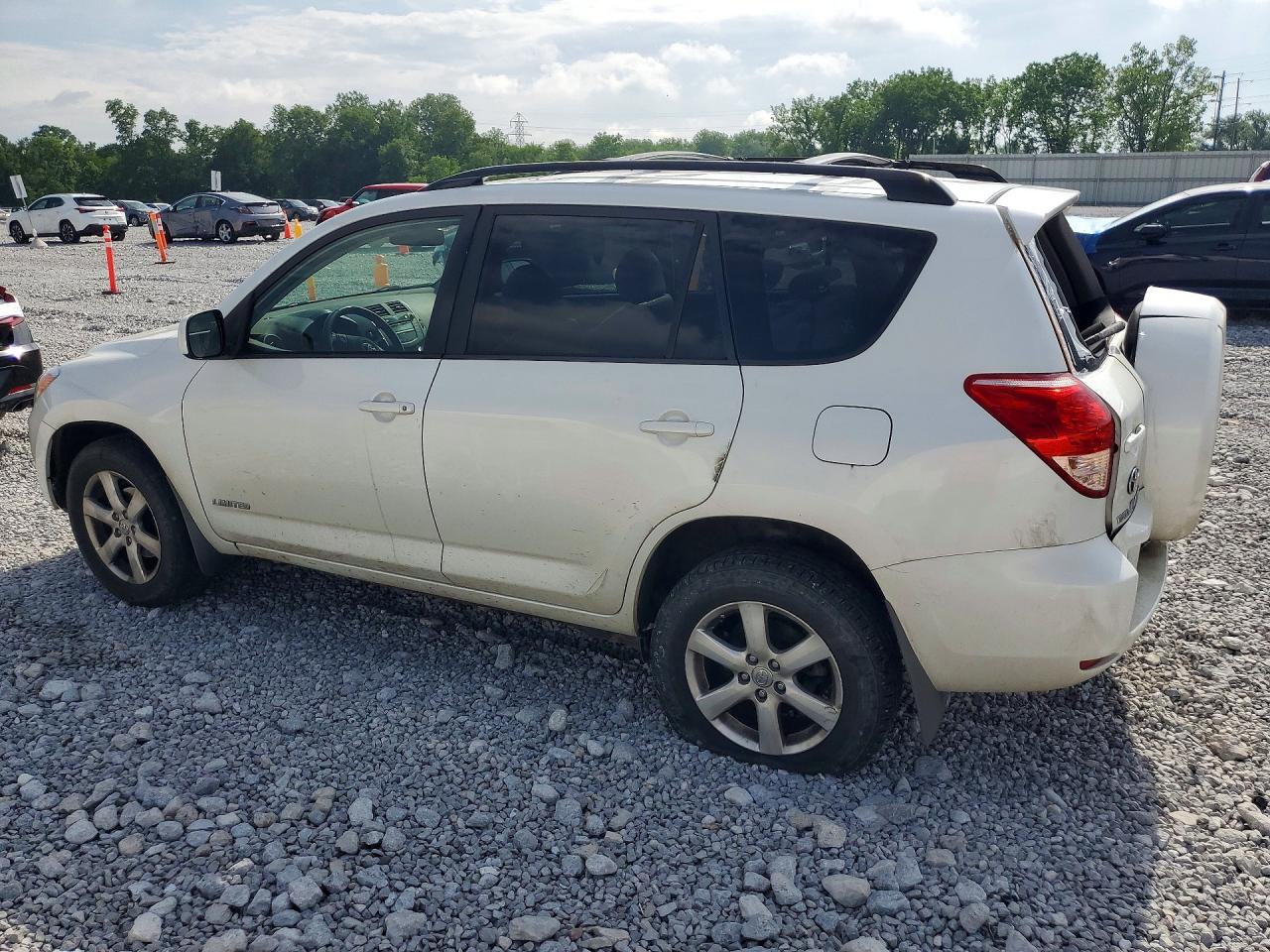 2008 Toyota Rav4 Limited White vin: JTMBK31V985060761