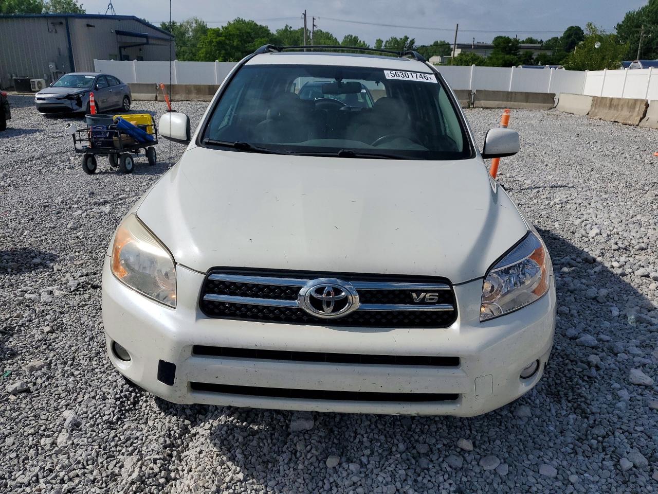 2008 Toyota Rav4 Limited White vin: JTMBK31V985060761