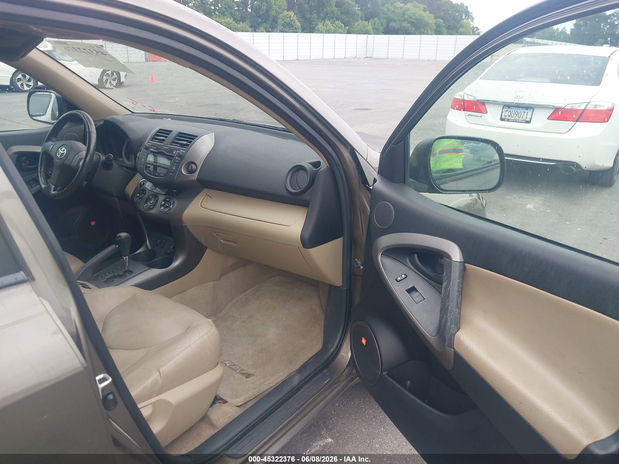 2009 Toyota Rav4 Limited V6 Бежевый vin: JTMBK31V995075049