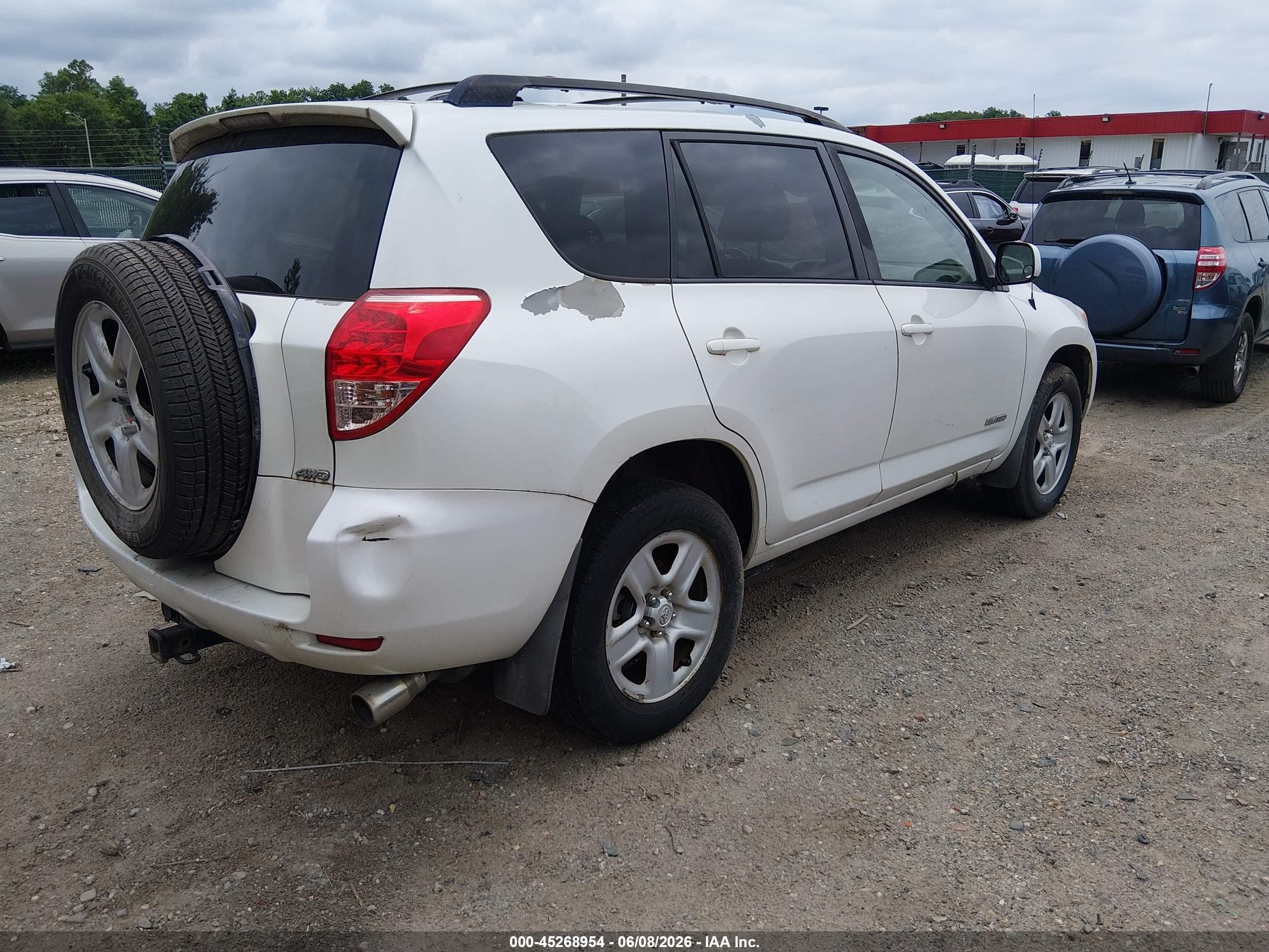 2007 Toyota Rav4 Limited V6 White vin: JTMBK31VX75029520