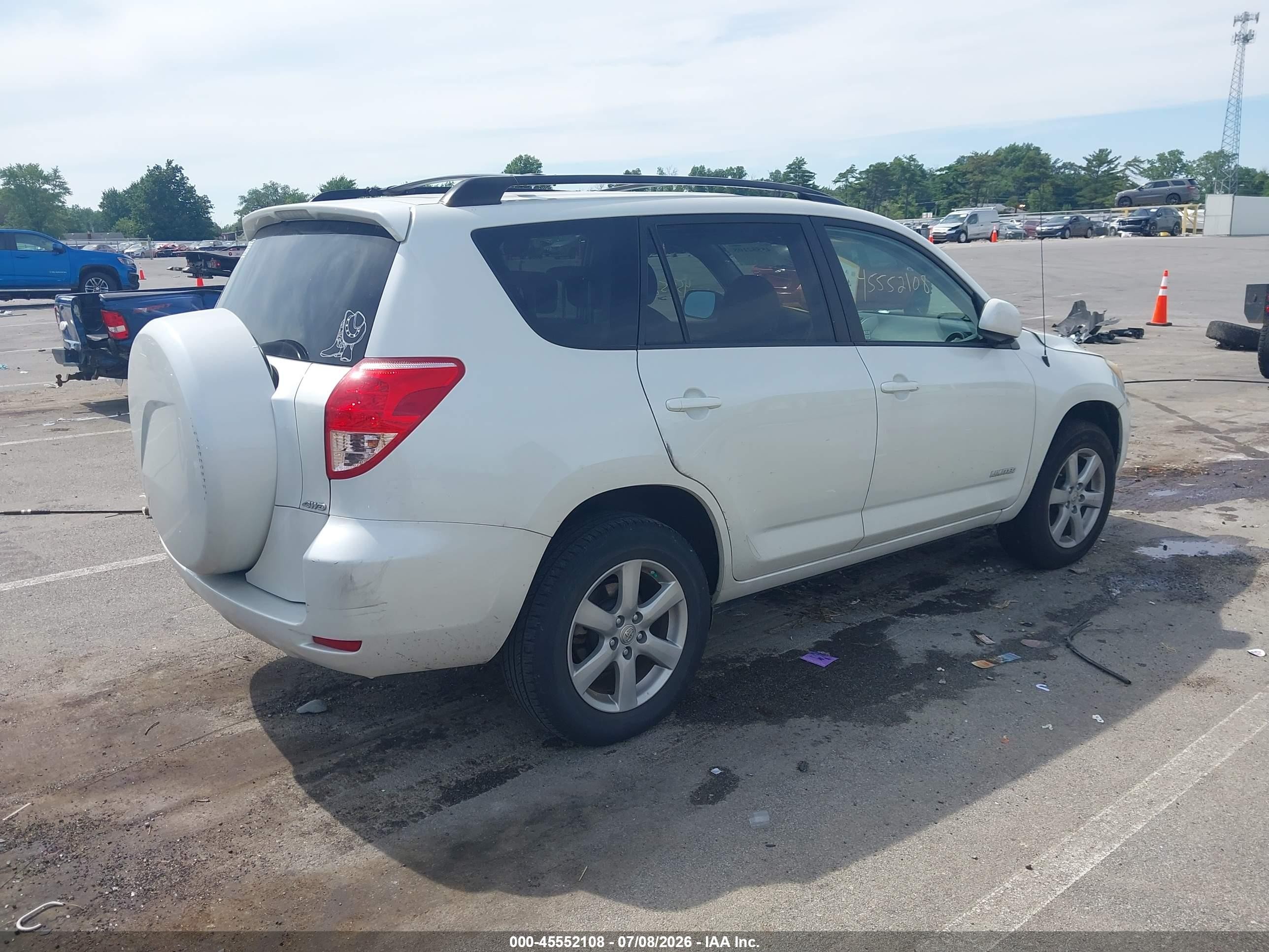 2007 Toyota Rav4 Limited White vin: JTMBK31VX75030294