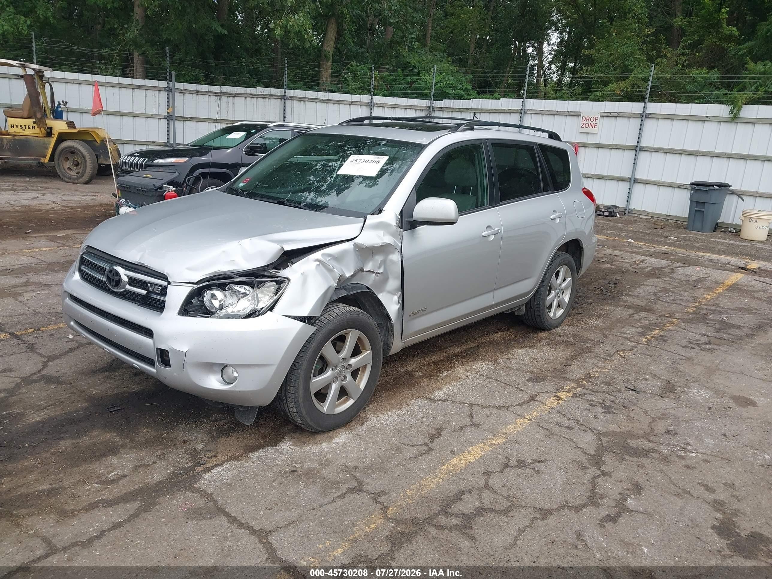 2008 Toyota Rav4 Ltd Silver vin: JTMBK31VX85059909