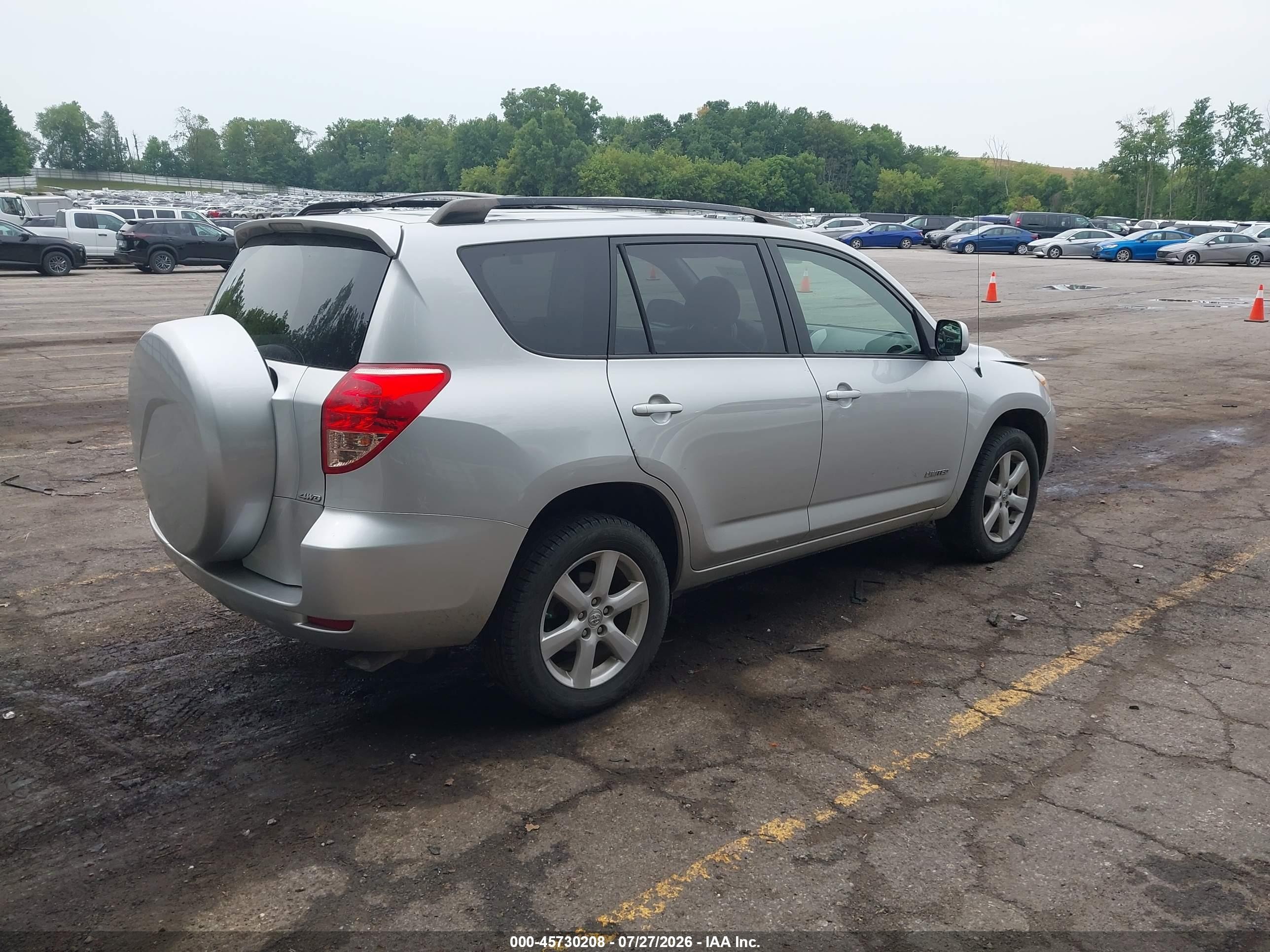 2008 Toyota Rav4 Ltd Silver vin: JTMBK31VX85059909