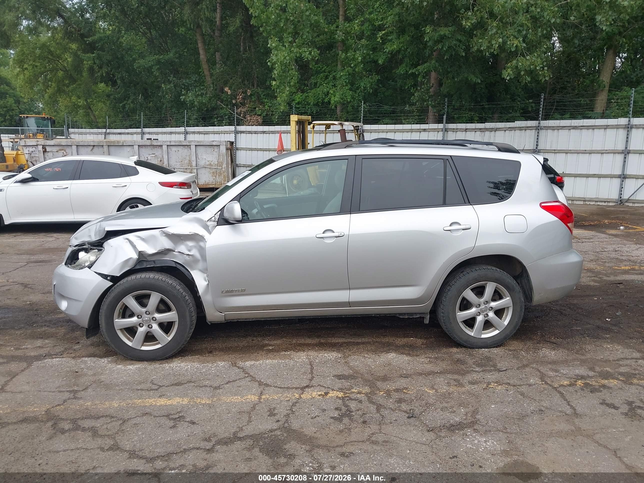 2008 Toyota Rav4 Ltd Silver vin: JTMBK31VX85059909