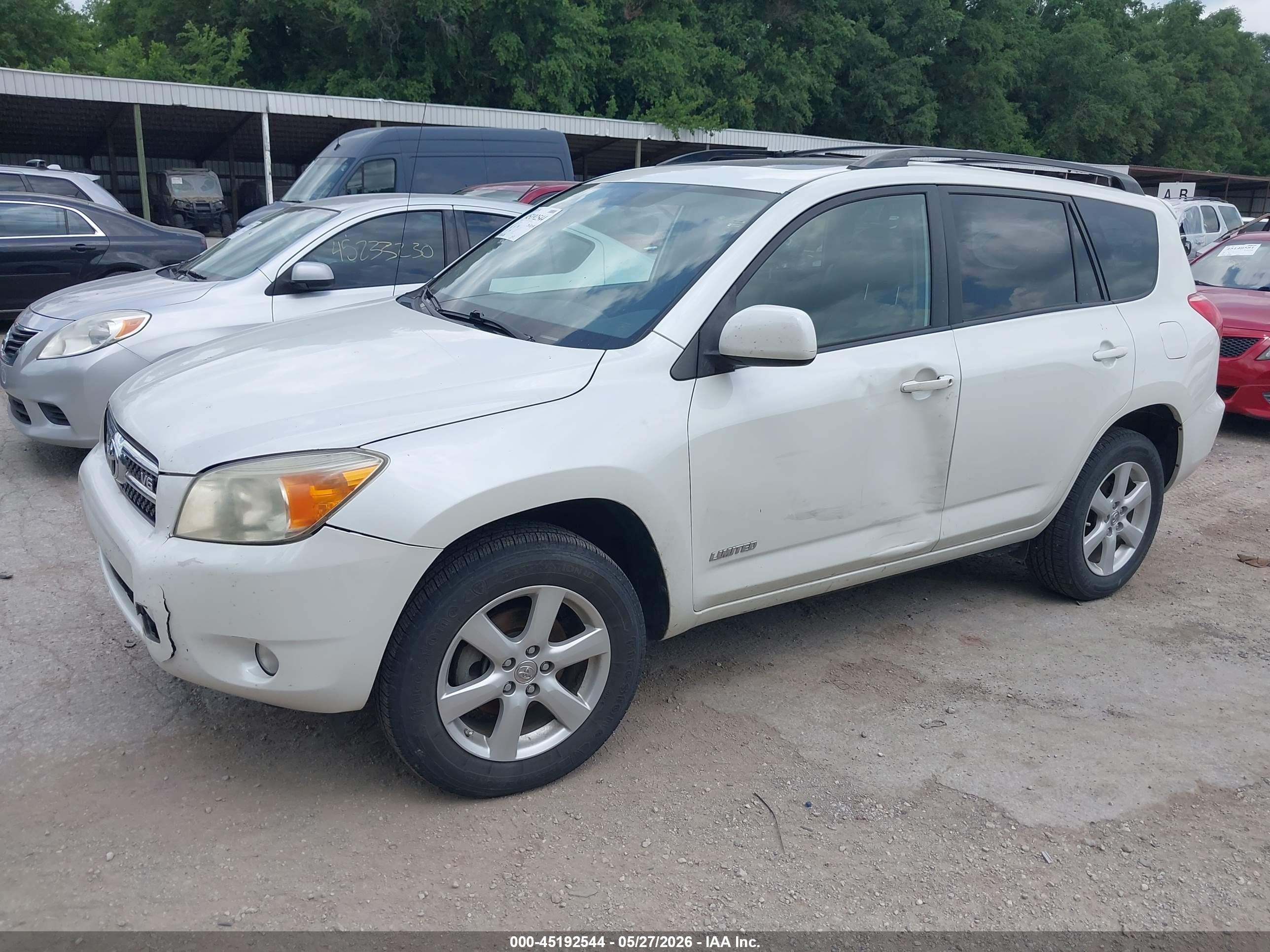 2008 Toyota Rav4 Limited V6 White vin: JTMBK31VX85061062