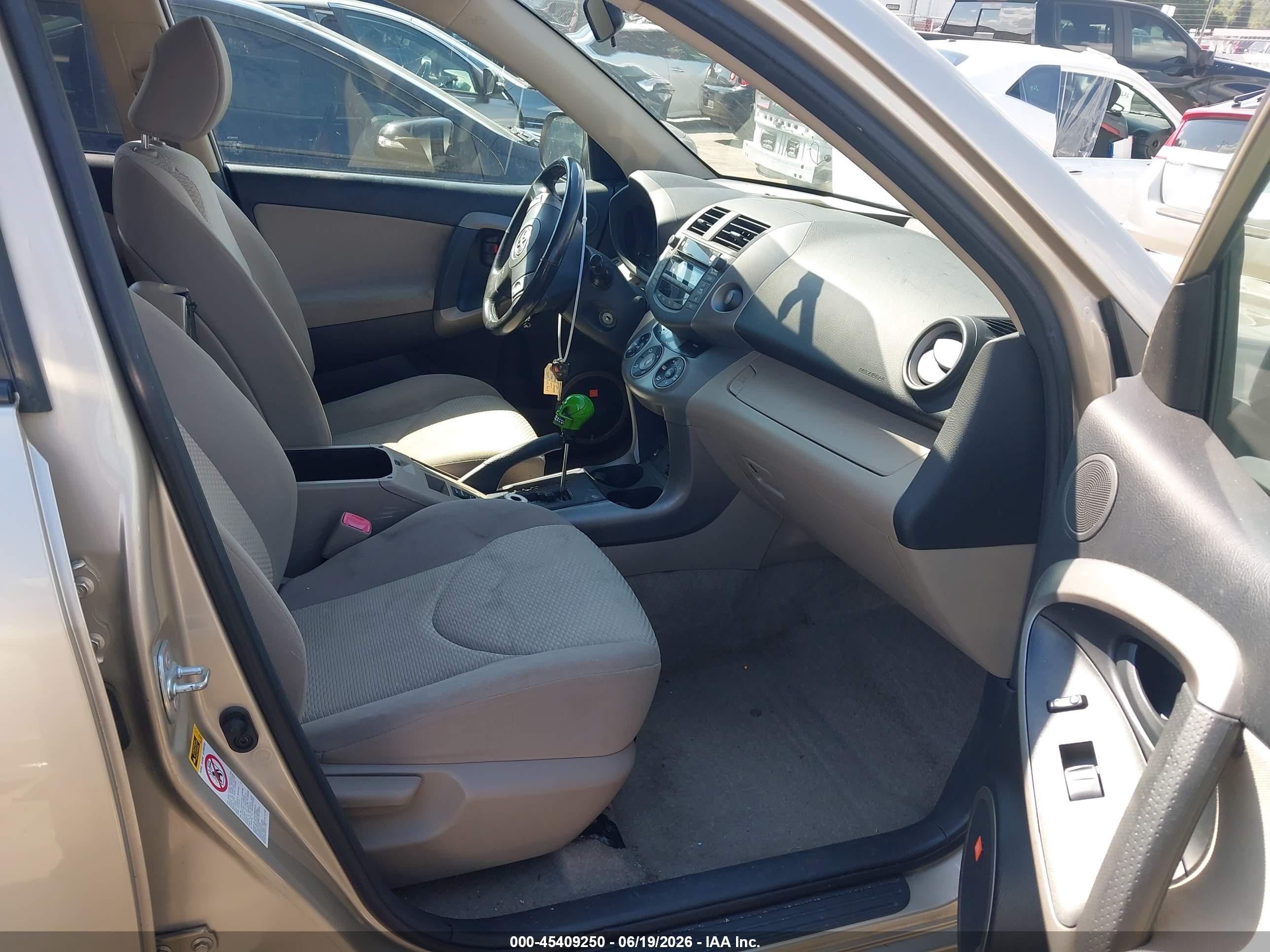 2008 Toyota Rav4 Limited V6 Beige vin: JTMBK31VX86043896