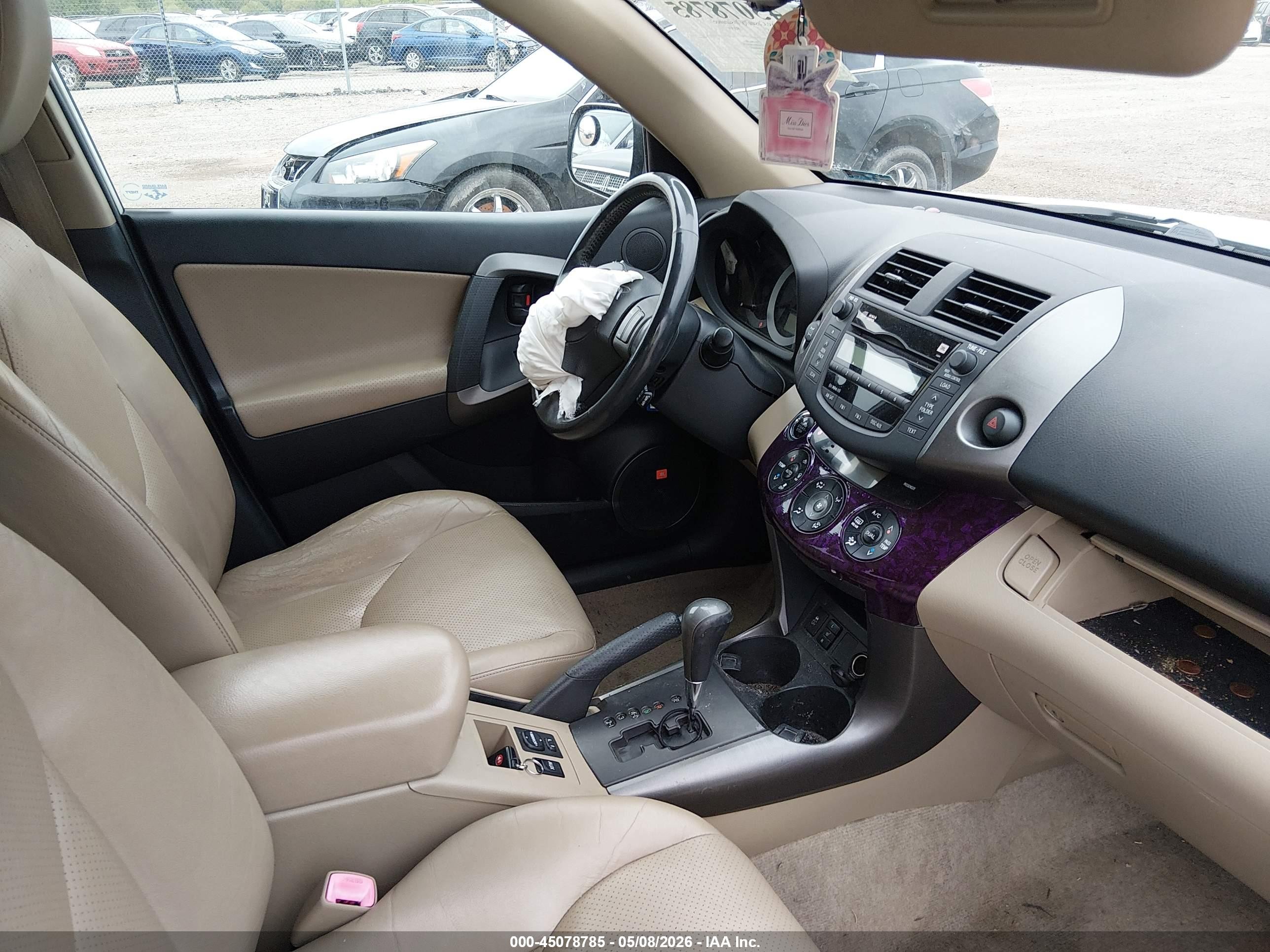 2009 Toyota Rav4 Limited V6 White vin: JTMBK31VX95076503