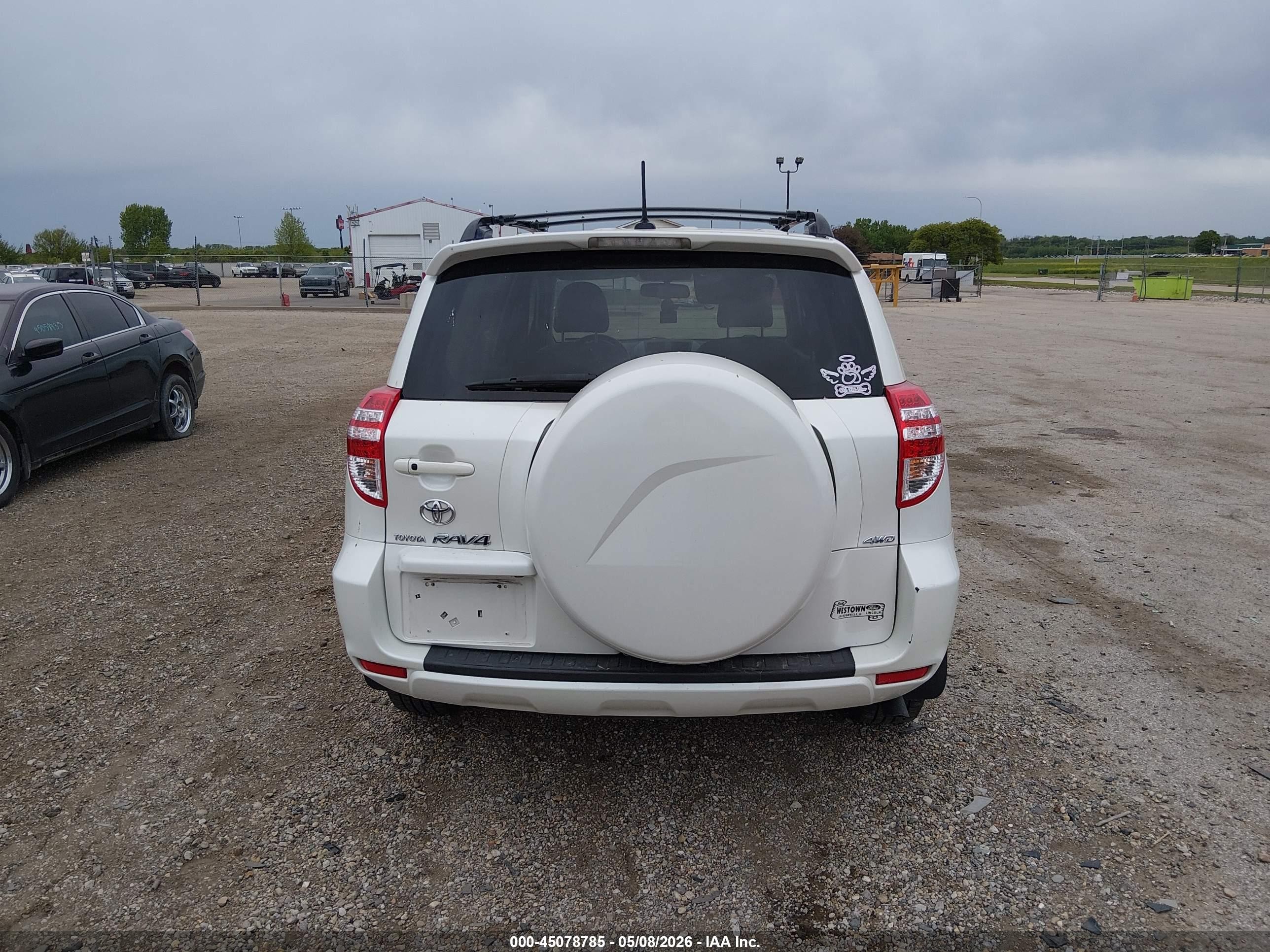 2009 Toyota Rav4 Limited V6 White vin: JTMBK31VX95076503