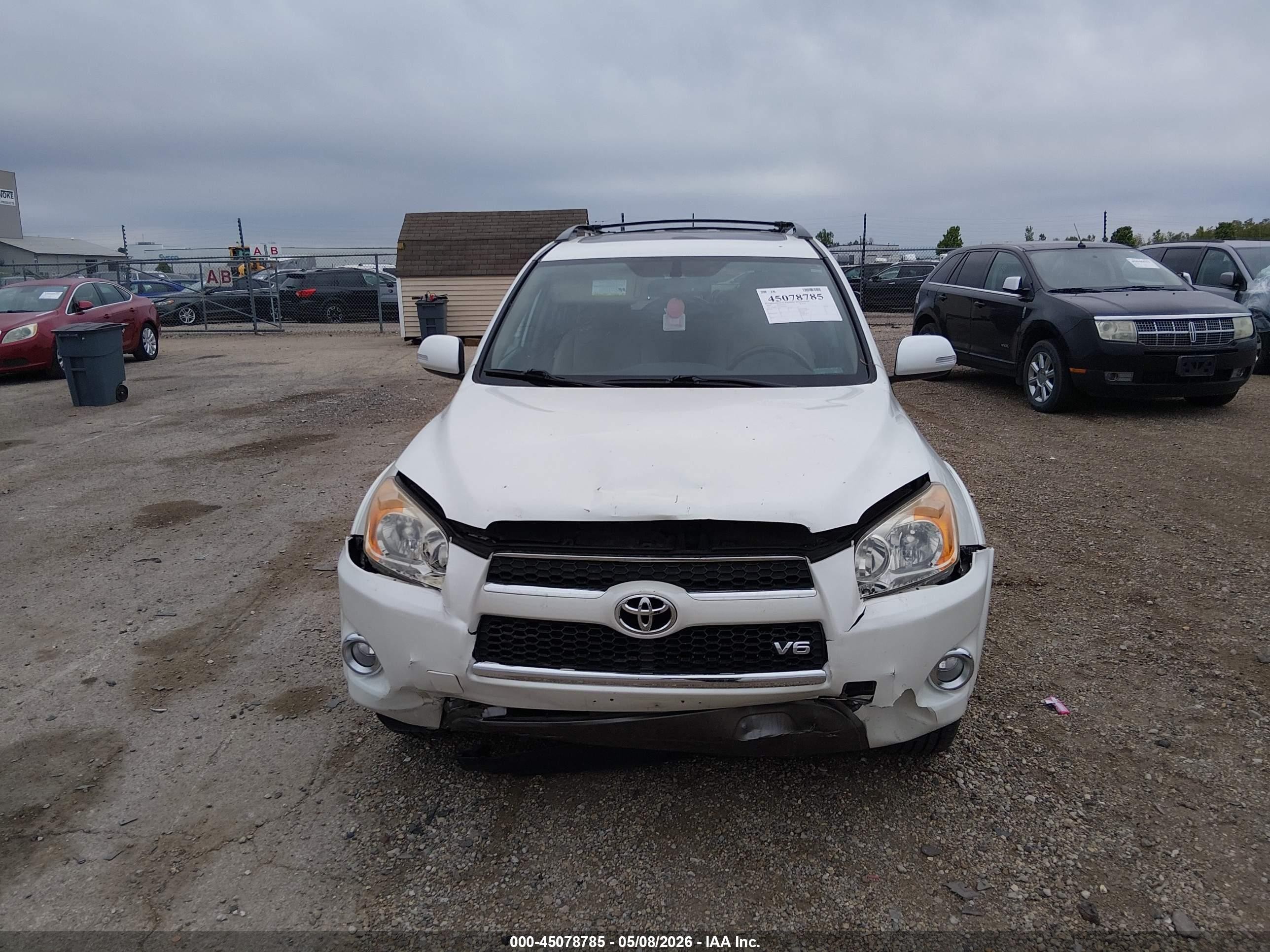2009 Toyota Rav4 Limited V6 White vin: JTMBK31VX95076503