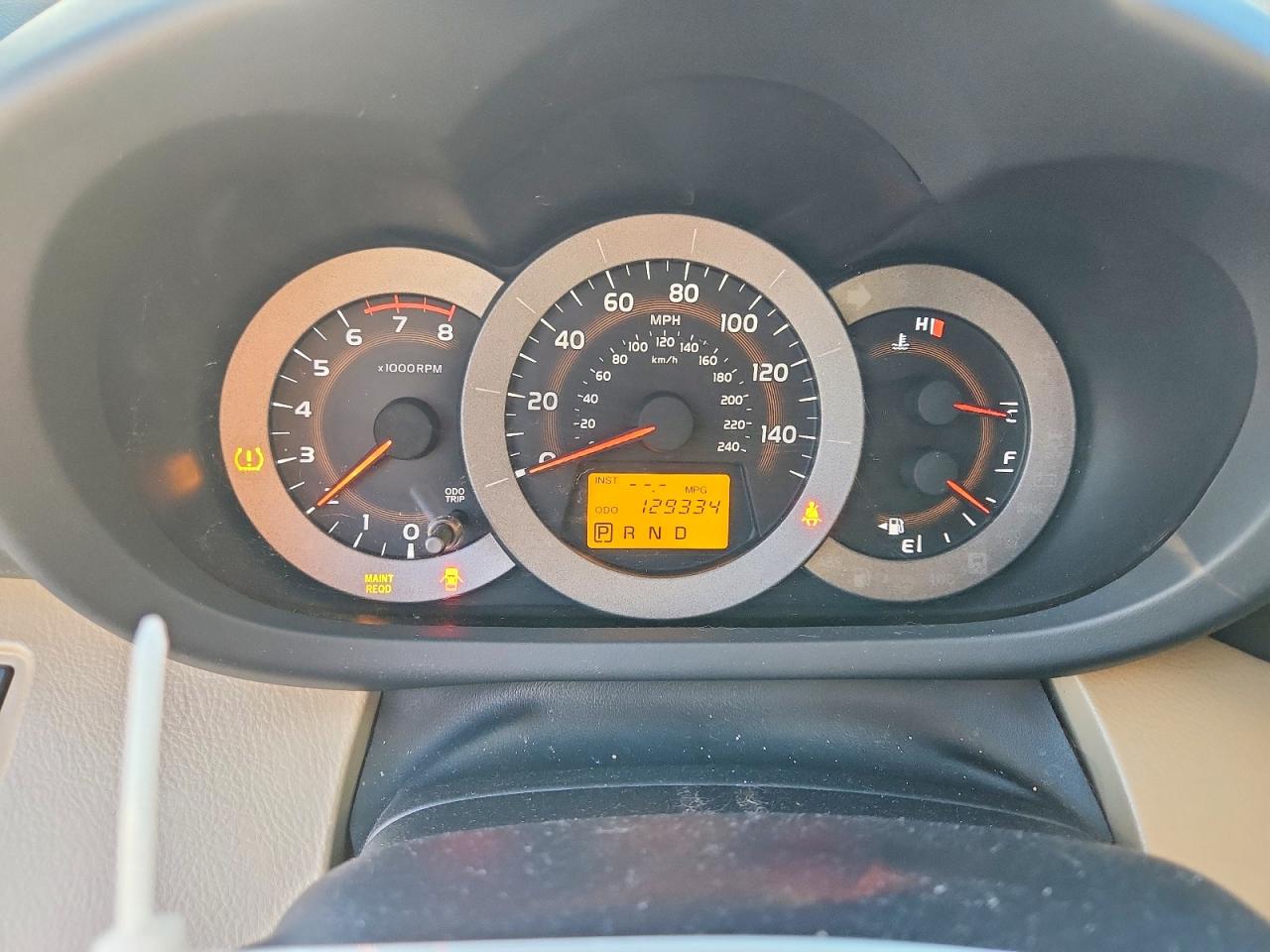 2009 Toyota Rav4 Limited White vin: JTMBK31VX95081670