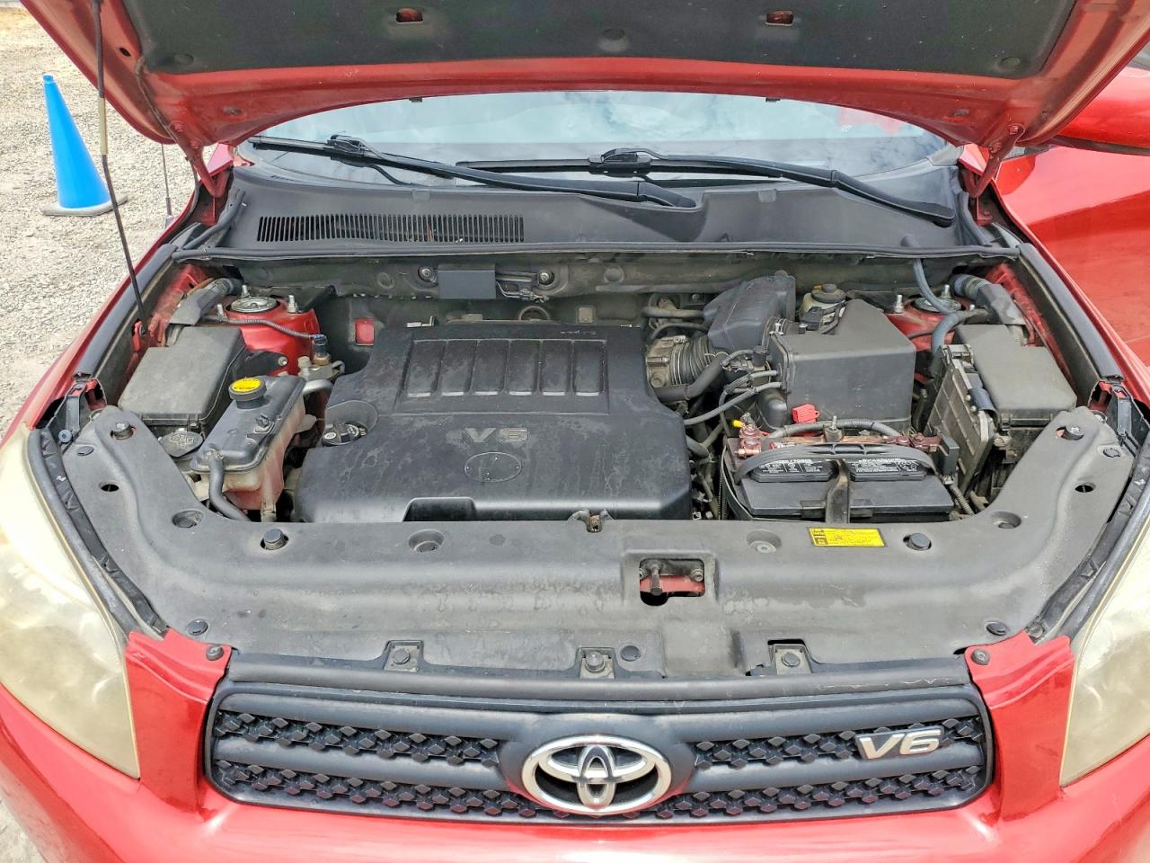 2006 Toyota Rav4 Sport Red vin: JTMBK32V065000069