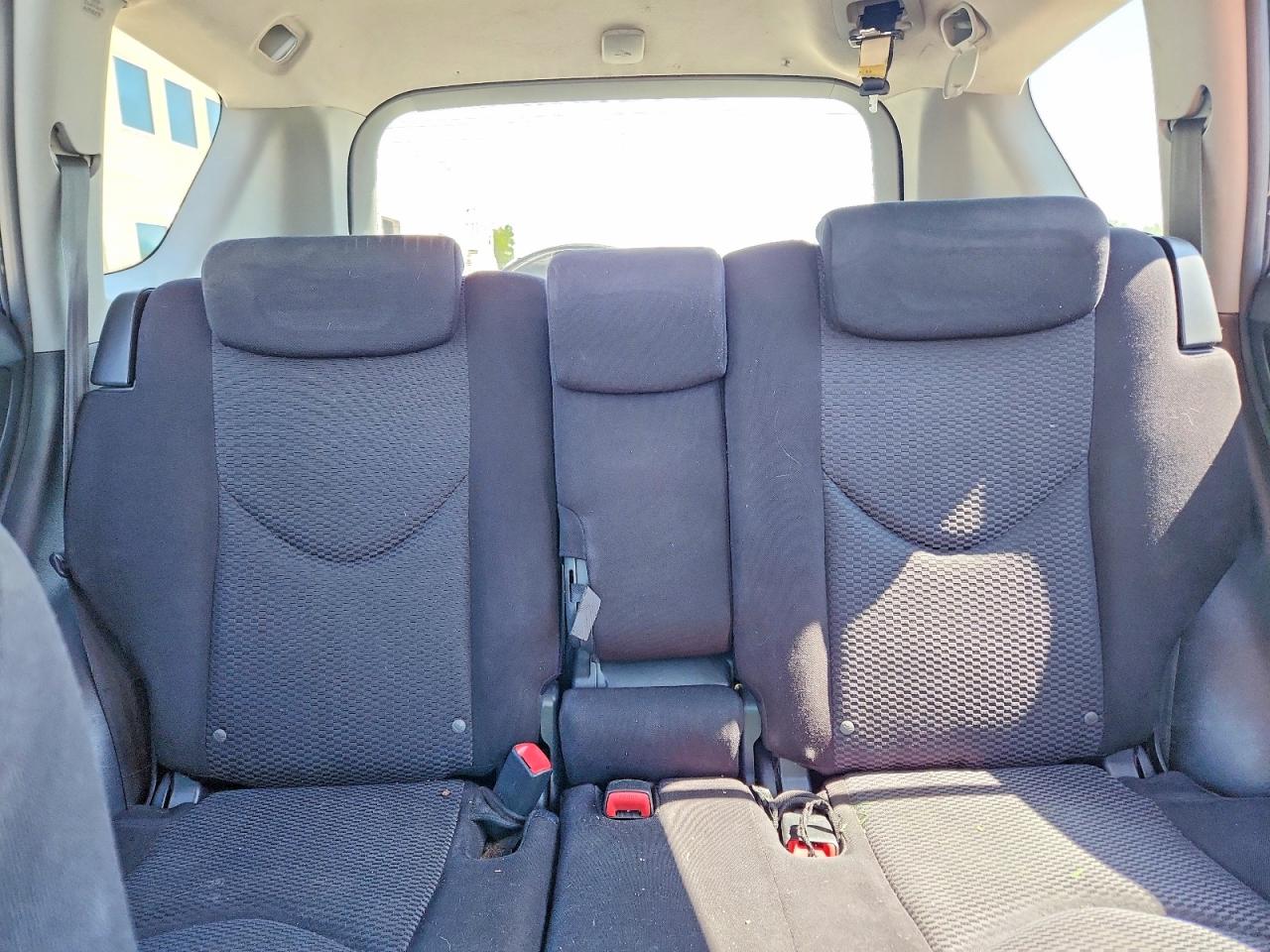 2006 Toyota Rav 4 Blue vin: JTMBK32V065010004