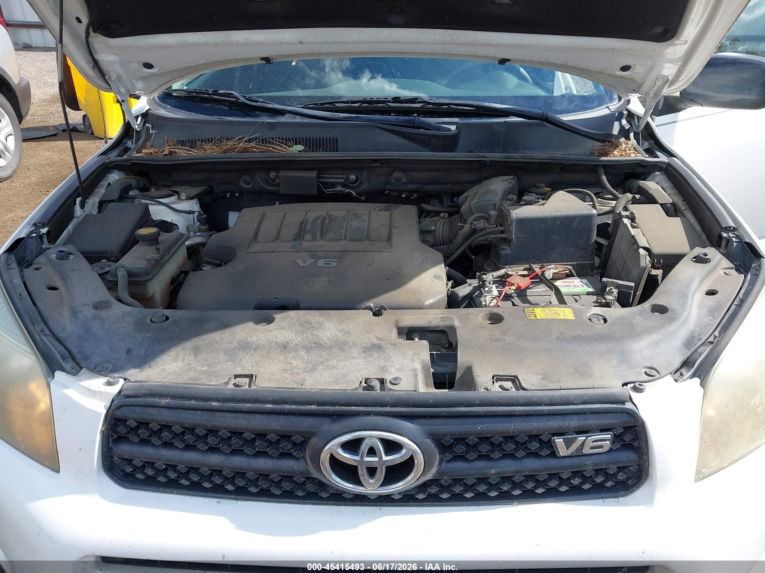2006 Toyota Rav4 Sport V6 White vin: JTMBK32V066003337