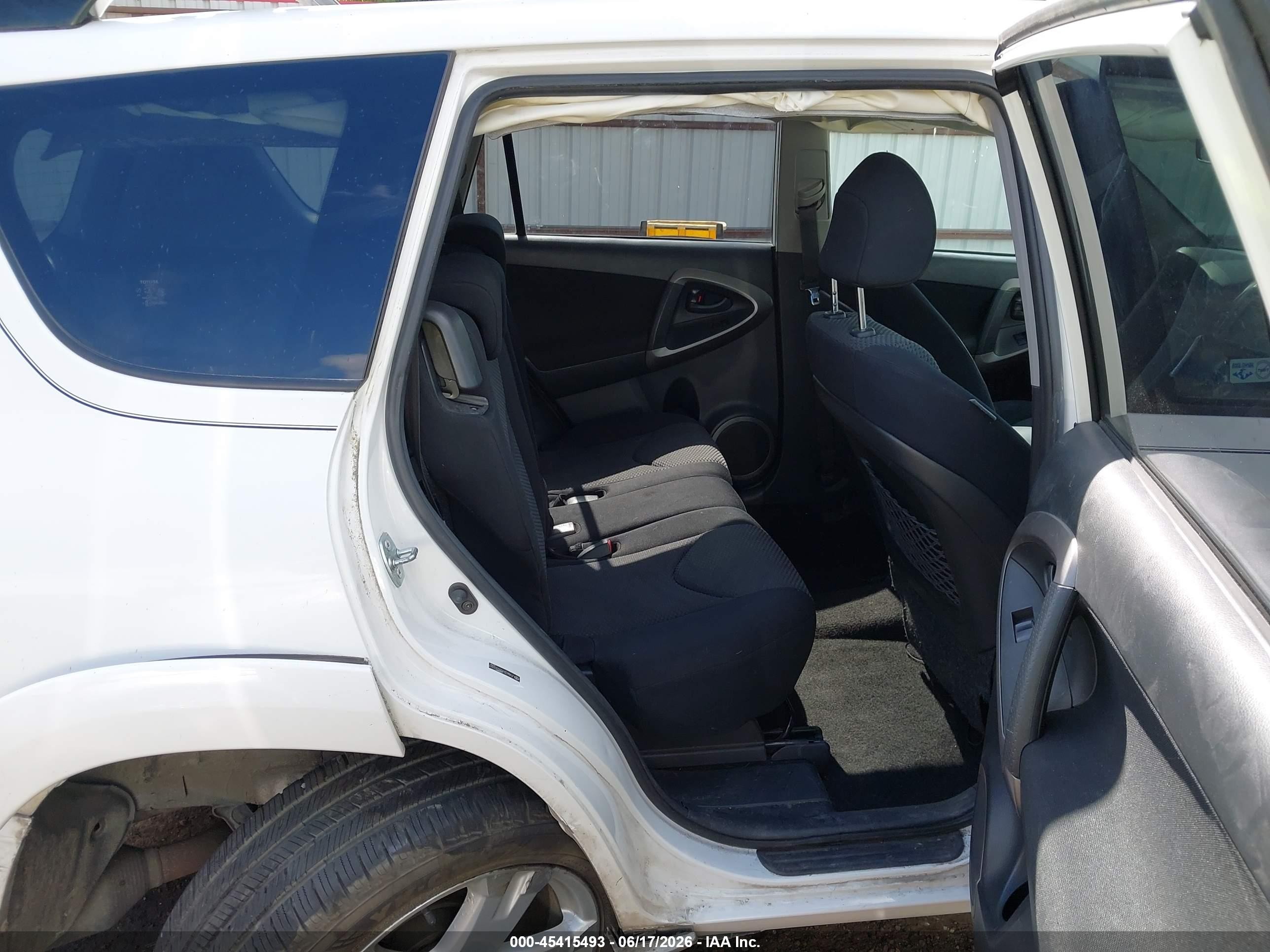 2006 Toyota Rav4 Sport V6 White vin: JTMBK32V066003337