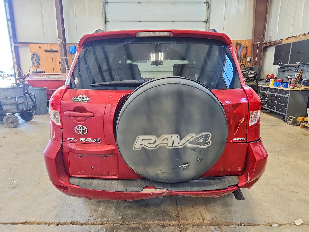 2006 Toyota Rav4 Sport Red vin: JTMBK32V066005136