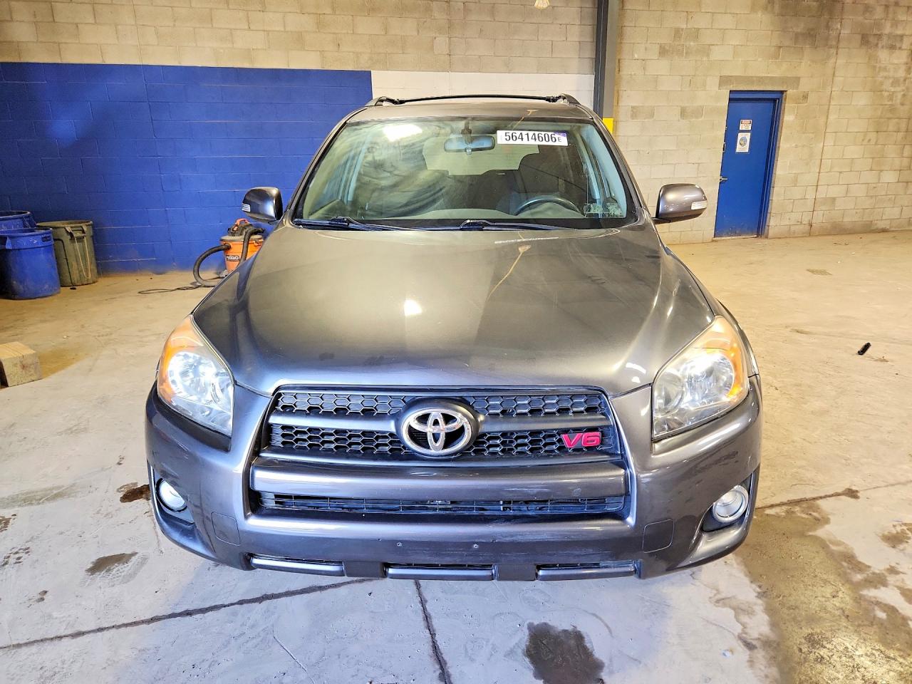 2009 Toyota Rav4 Sport Gray vin: JTMBK32V095080705