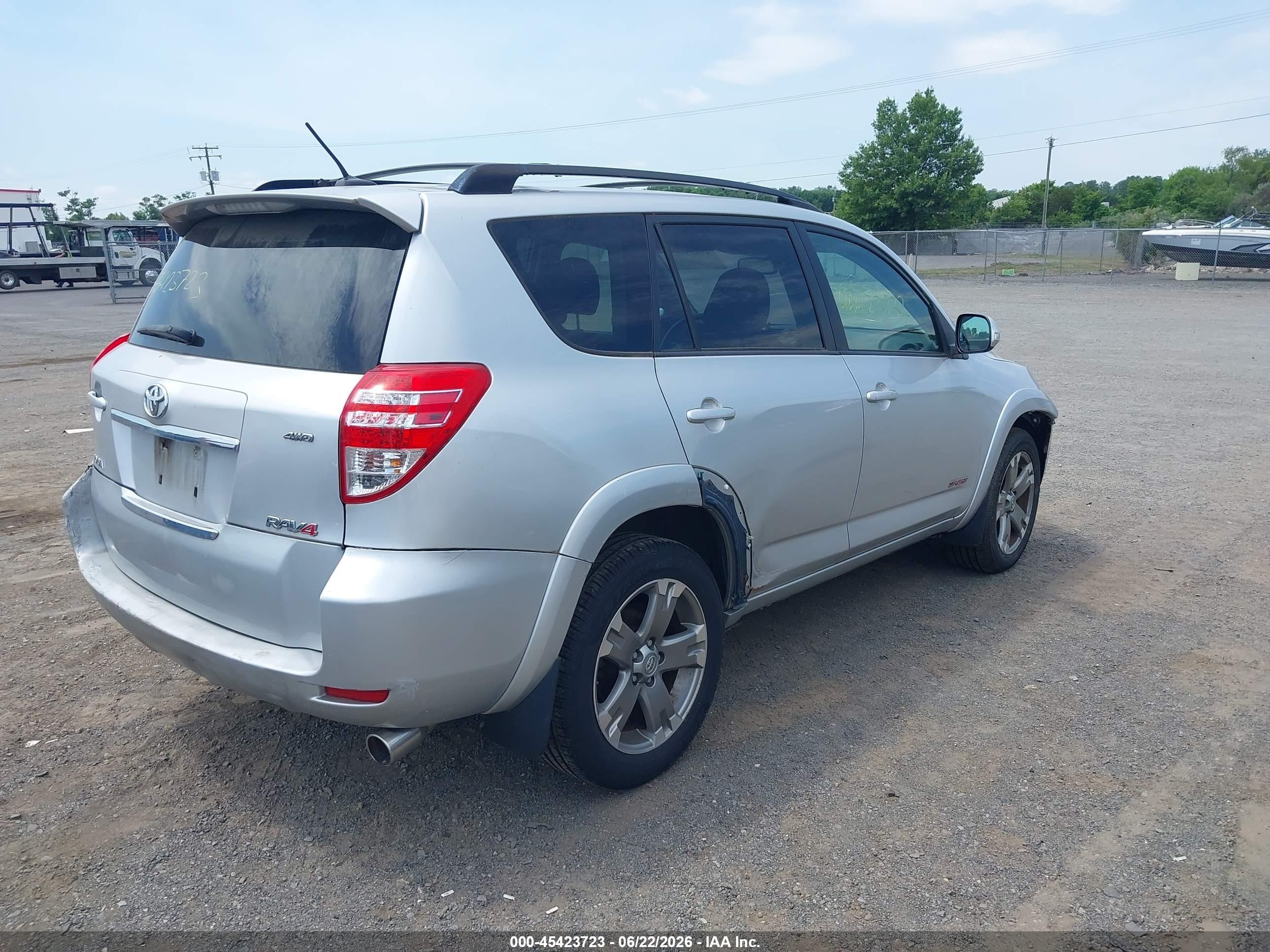 2009 Toyota Rav4 Sport V6 Silver vin: JTMBK32V095083040