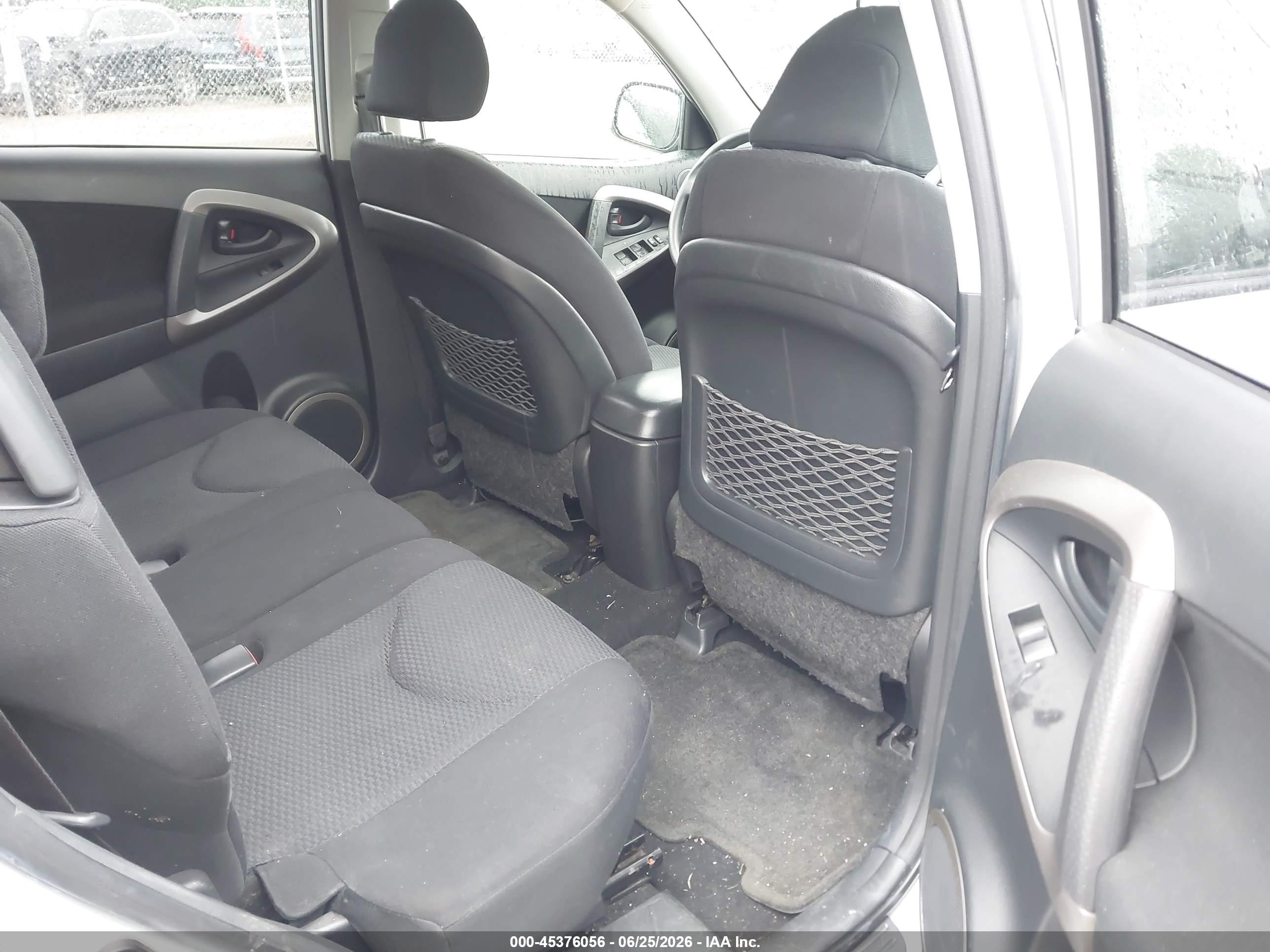 2006 Toyota Rav4 Sport V6 Silver vin: JTMBK32V165007936