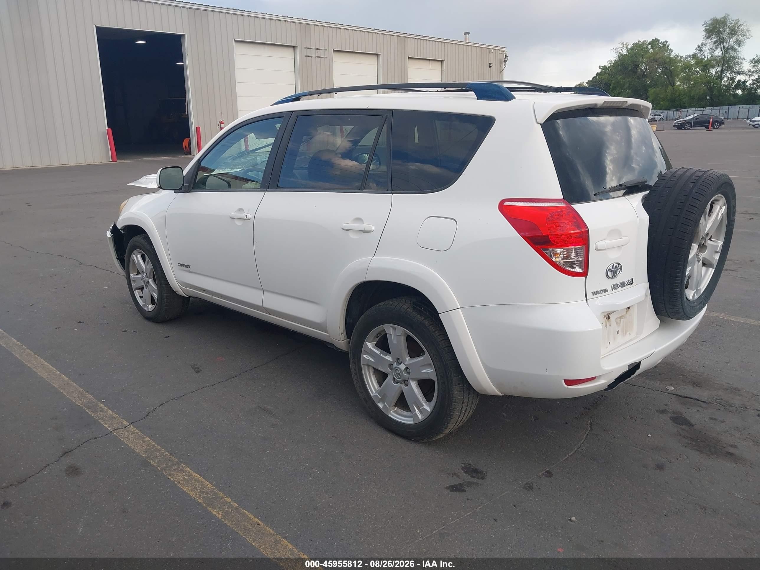 2007 Toyota Rav4 Sport White vin: JTMBK32V175022275