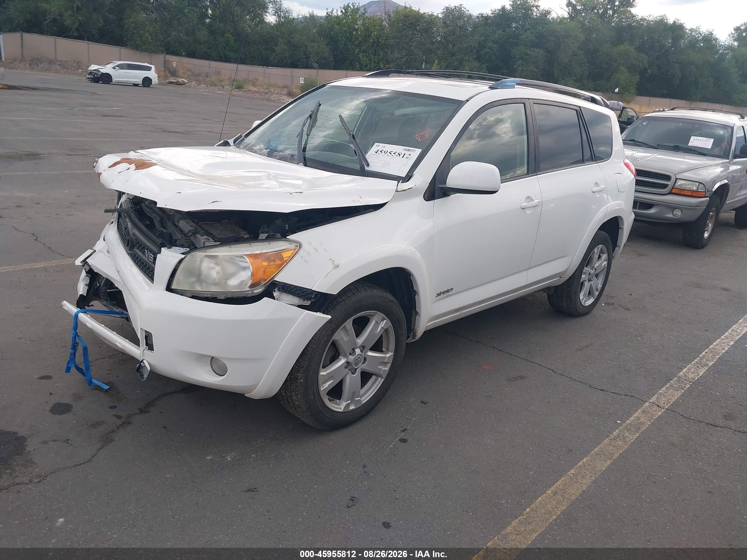 2007 Toyota Rav4 Sport White vin: JTMBK32V175022275